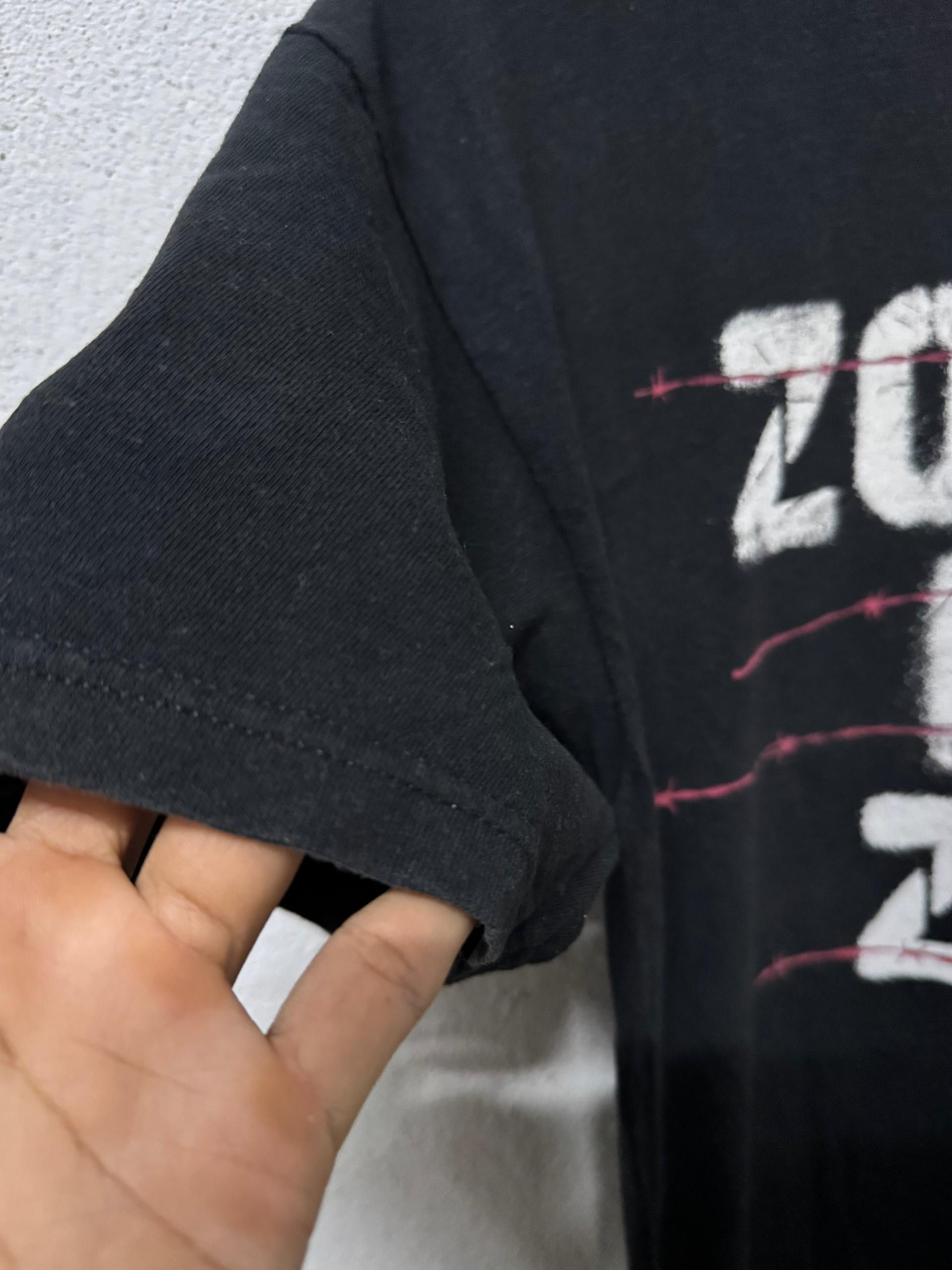 Vintage Vintage Resident Evil Zombie Kill Zoo Promo Horror Game Tee Size US M / EU 48-50 / 2 - 5 Thumbnail