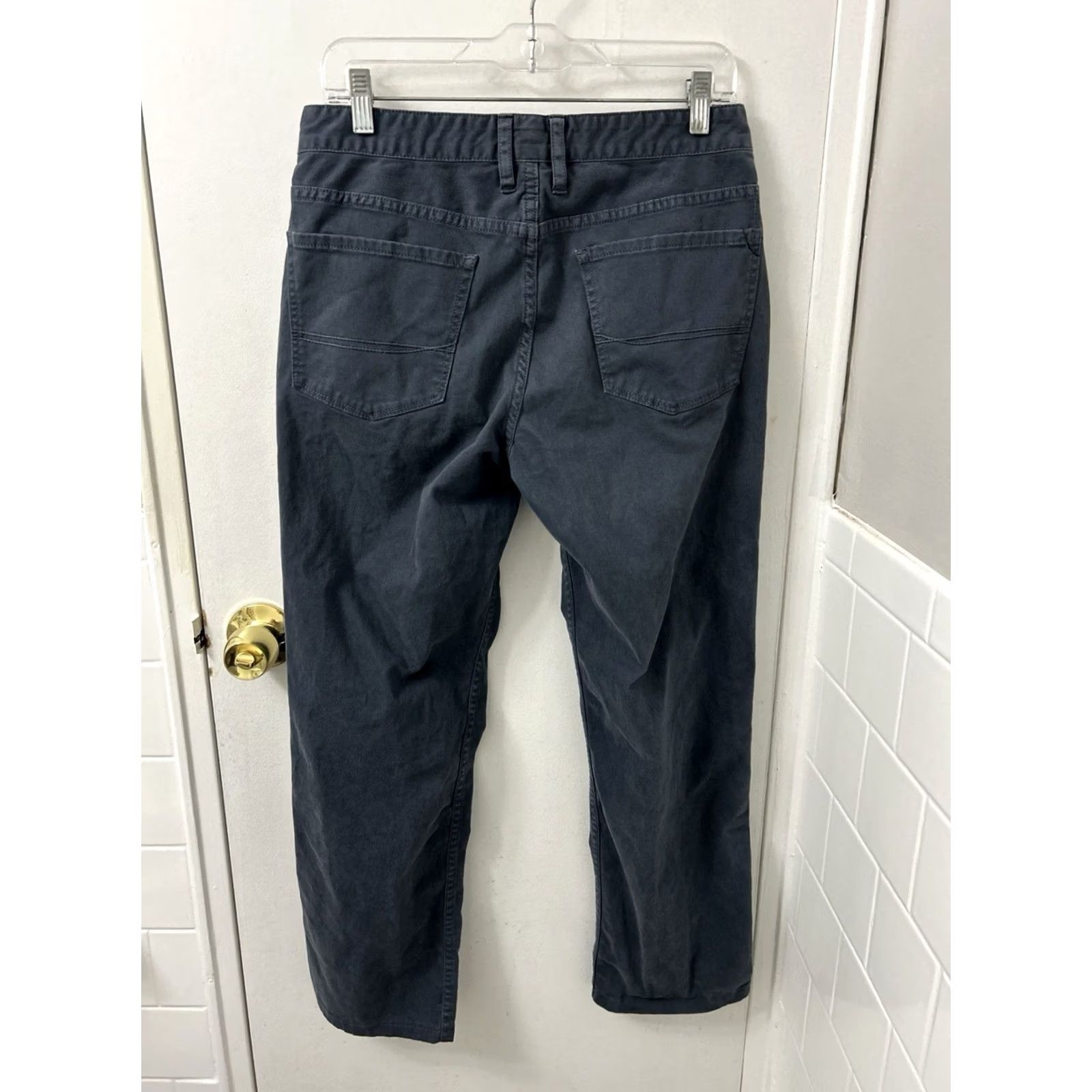 Tommy Bahama Tommy Bahama Authentic Chino Pants Mens 30x28 Navy Straight Leg Marlin Stretch Size US 30 / EU 46 - 6 Thumbnail