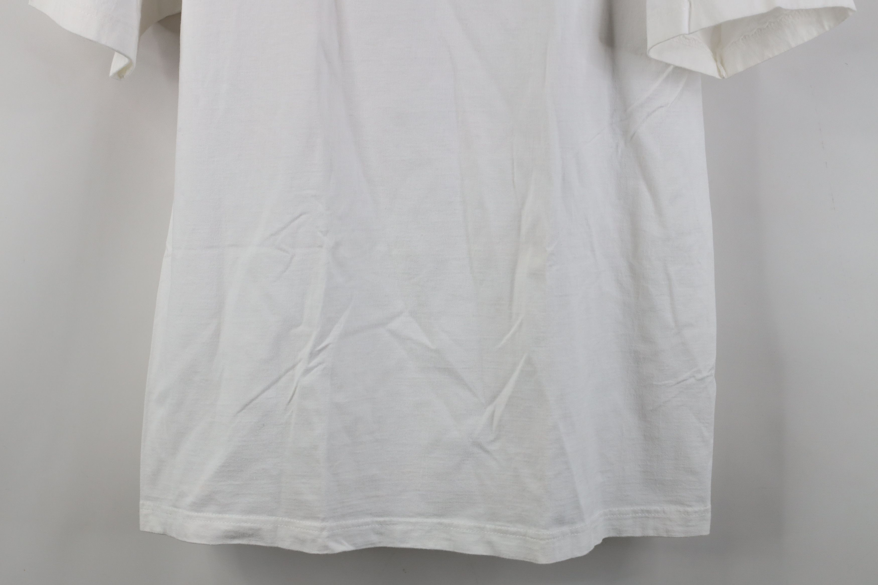 Hard Rock Cafe Vintage 90s Hard Rock Cafe Paris Eiffel Tower T-Shirt White Size US L / EU 52-54 / 3 - 3 Thumbnail