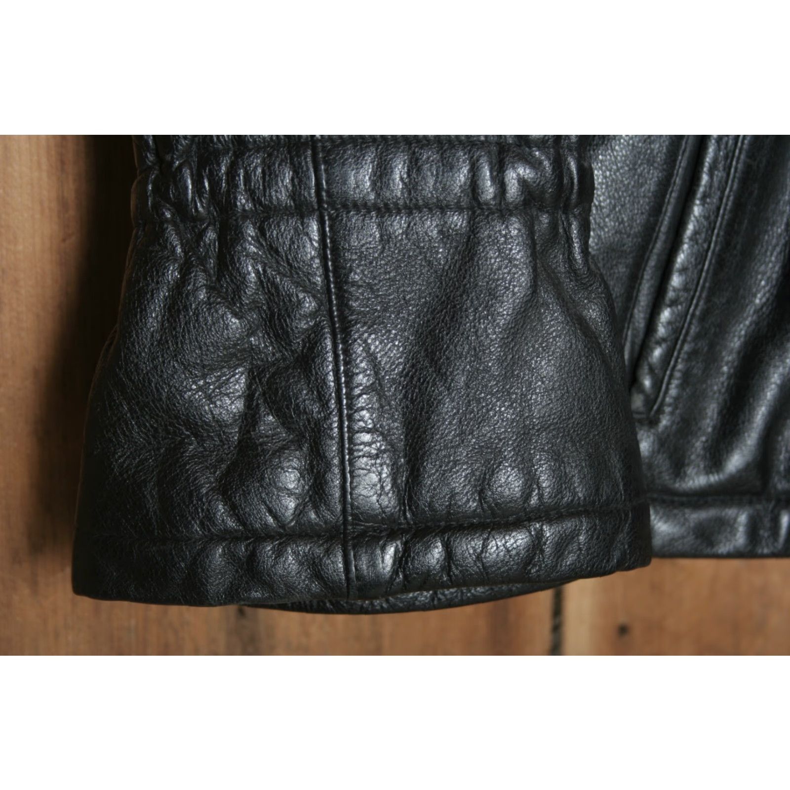 Vintage VINTAGE Wilsons Leather Motorcycle Jacket Women Black Size M Size M / US 6-8 / IT 42-44 - 4 Thumbnail
