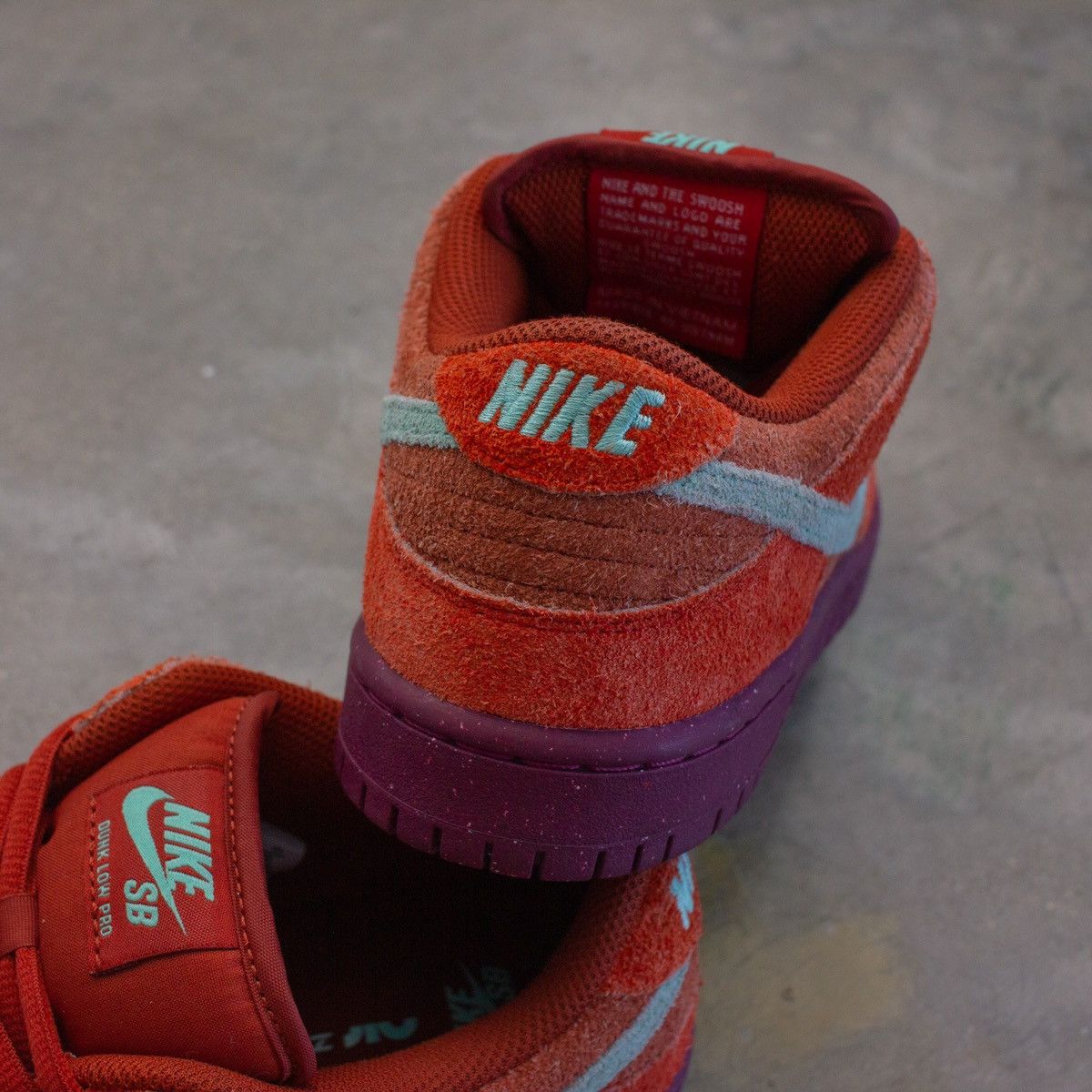 Nike Nike Dunk Low SB 'Mystic Red' - DV5429 601 Size Size US 7.5 / IT 37.5 - 13 Thumbnail