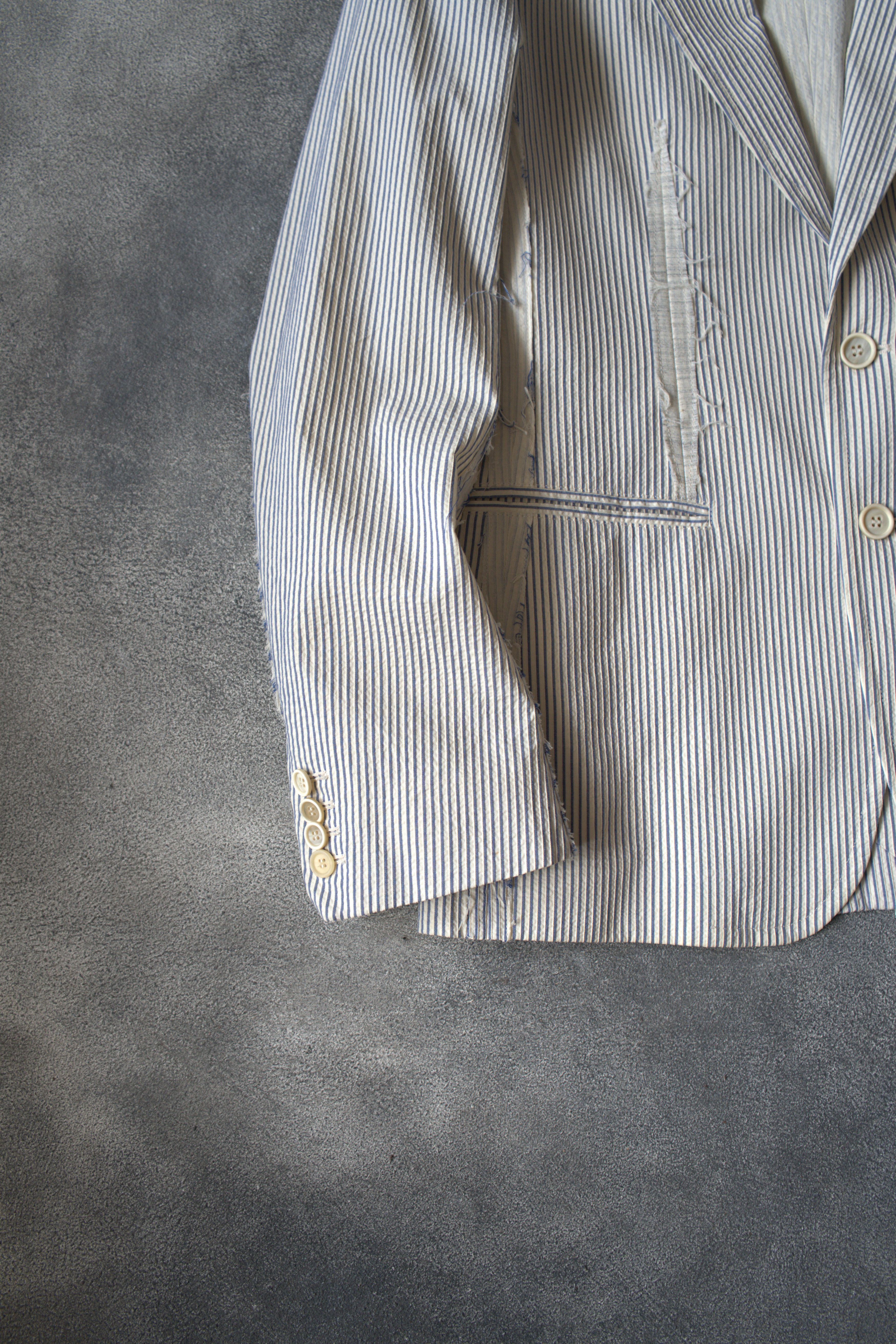 Alexander McQueen S/S 2006 Alexander McQueen RUNWAY Deconstructed Striped Suit Size 48R - 5 Thumbnail