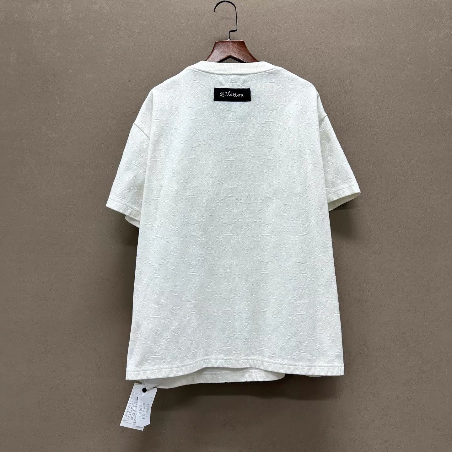 Louis Vuitton Louis Vuitton Dolls Short Sleeve Tee L 95 New Size US L / EU 52-54 / 3 - 2 Thumbnail