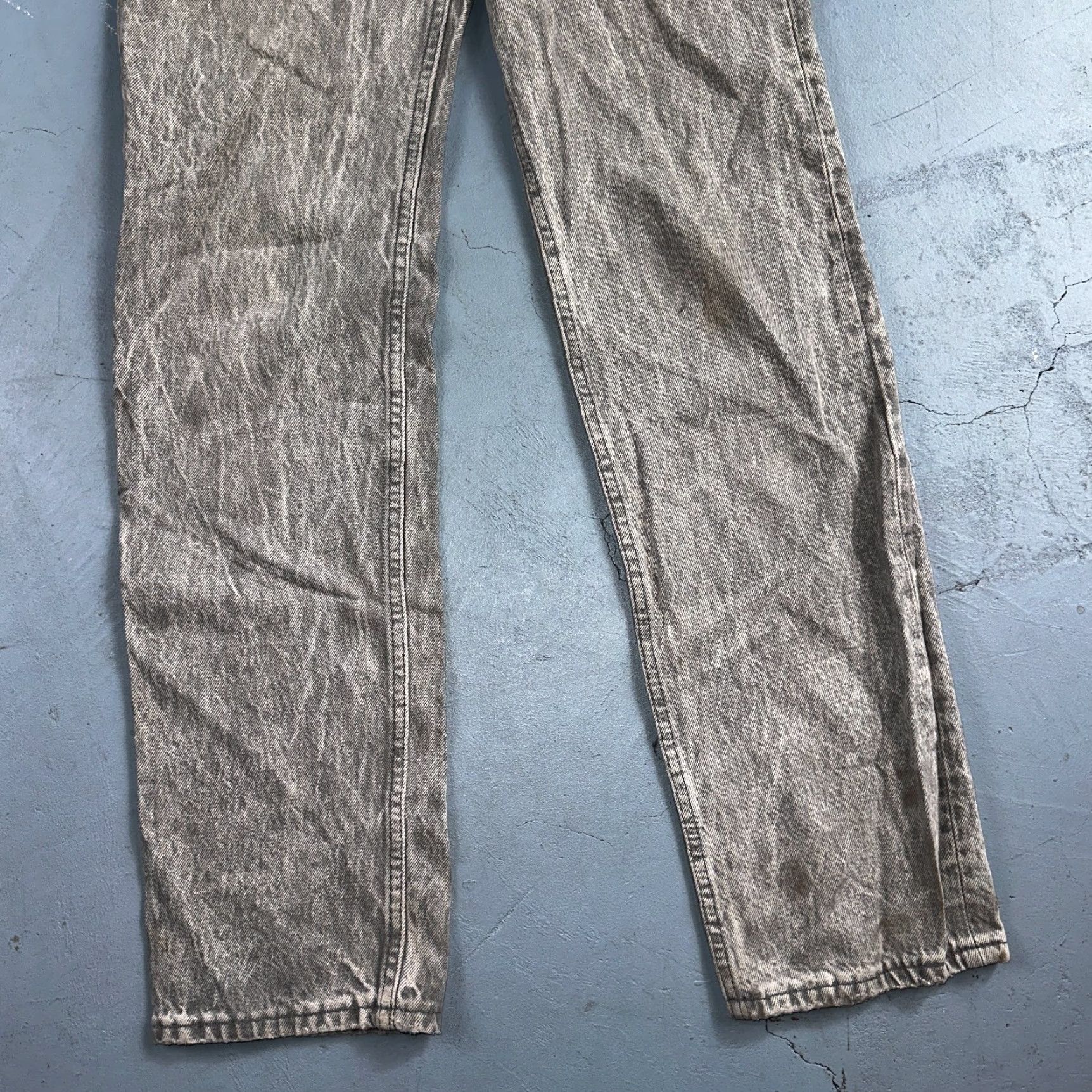 Levi's VINTAGE Levi's 501 Jeans 80s USA Gray Acid Wash Straight Leg 27x32 501 Series Mens denim Cotton Regular Jeans Size US 27 - 3 Thumbnail