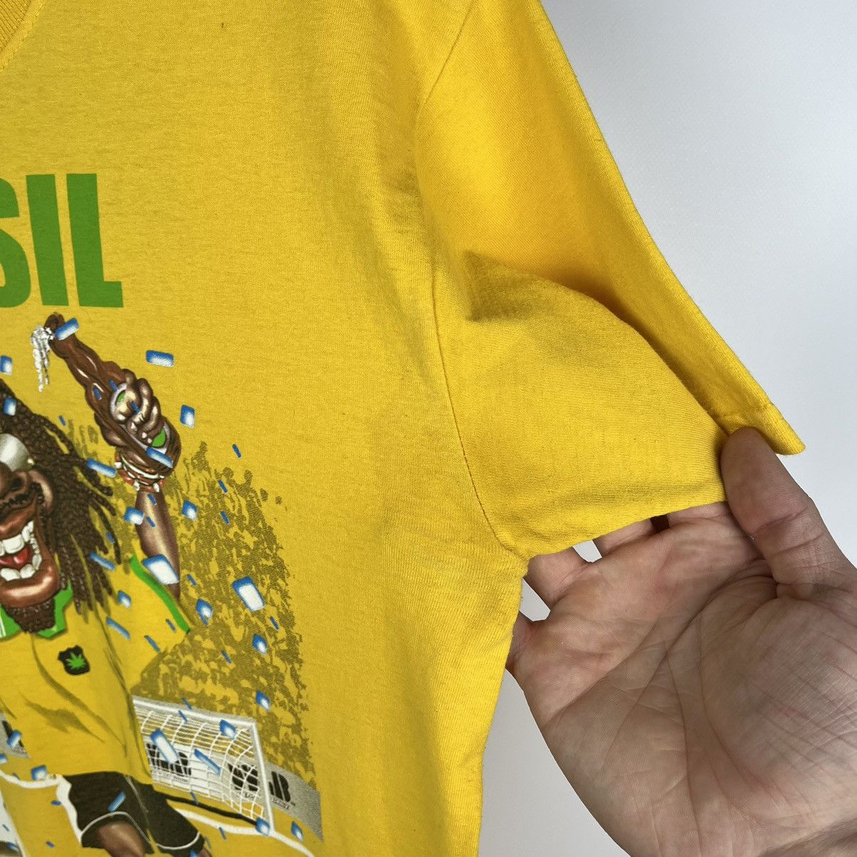 Vintage Vintage Brazil 10 True football fans Humor y2k weed tee 90’s Size US S / EU 44-46 / 1 - 16 Thumbnail