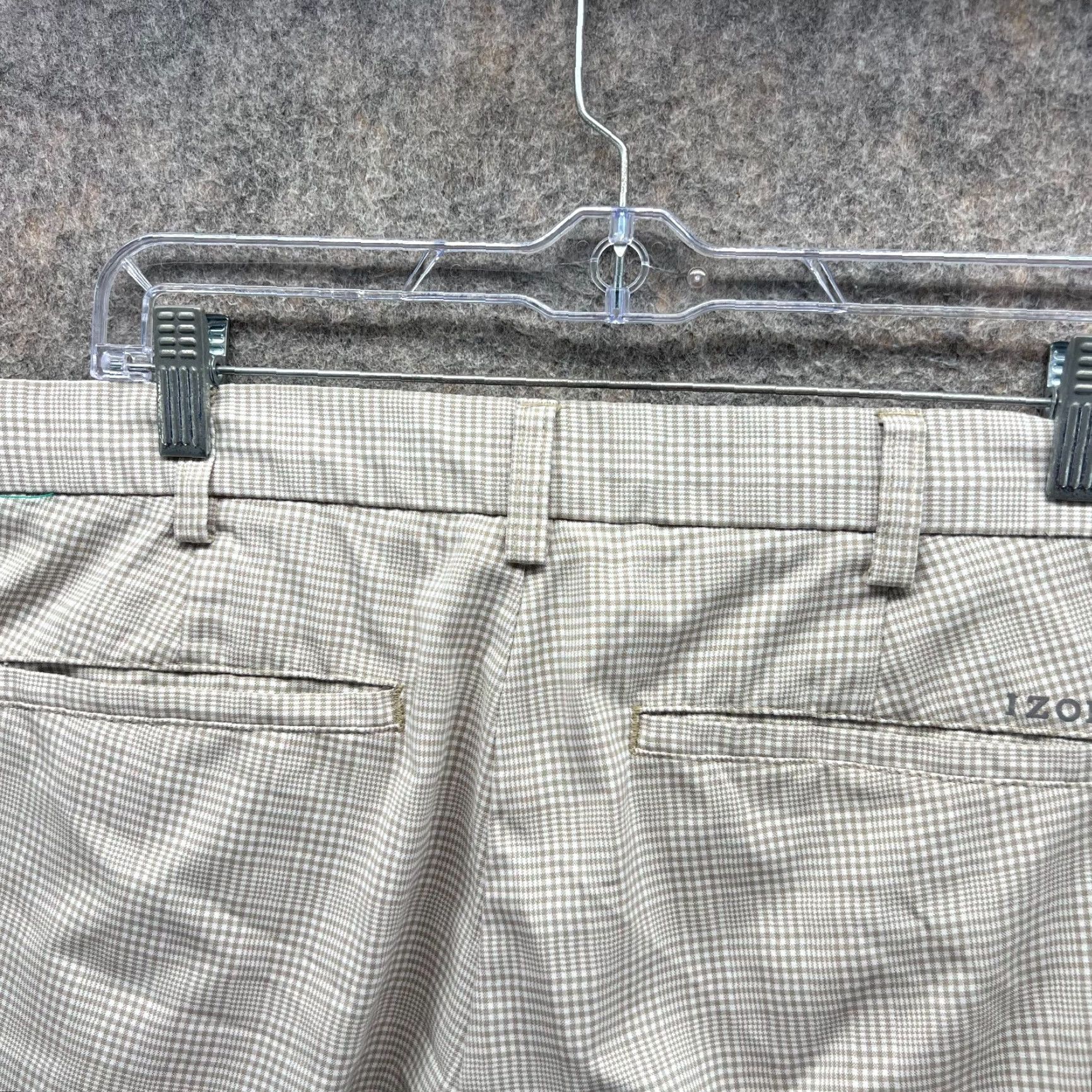 Izod IZOD Pants Men 32x30 Adult Khaki Chino Pleated Tan Beige Glen Check Vintage Golf Hat? Size US 32 / EU 48 - 5 Thumbnail