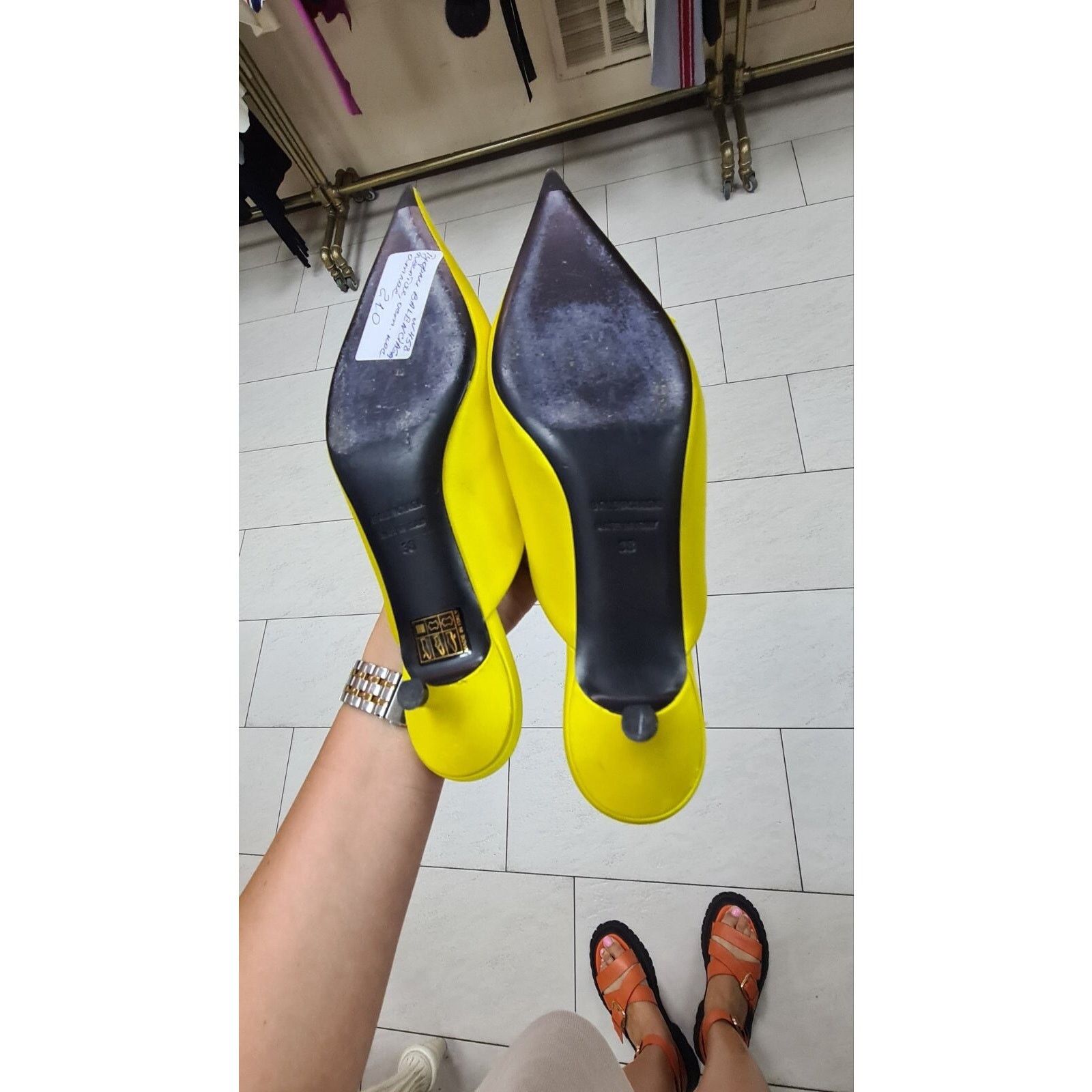 Balenciaga Balenciaga Yellow Textile Mules Sz.38 Size US 8 / IT 38 - 11 Thumbnail