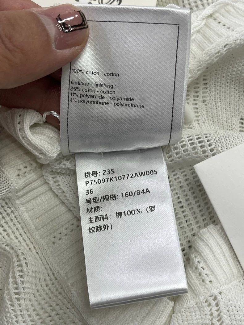 Chanel Chanel White camellia hollow knitwear long sleeves Size XS / US 0-2 / IT 36-38 - 6 Thumbnail