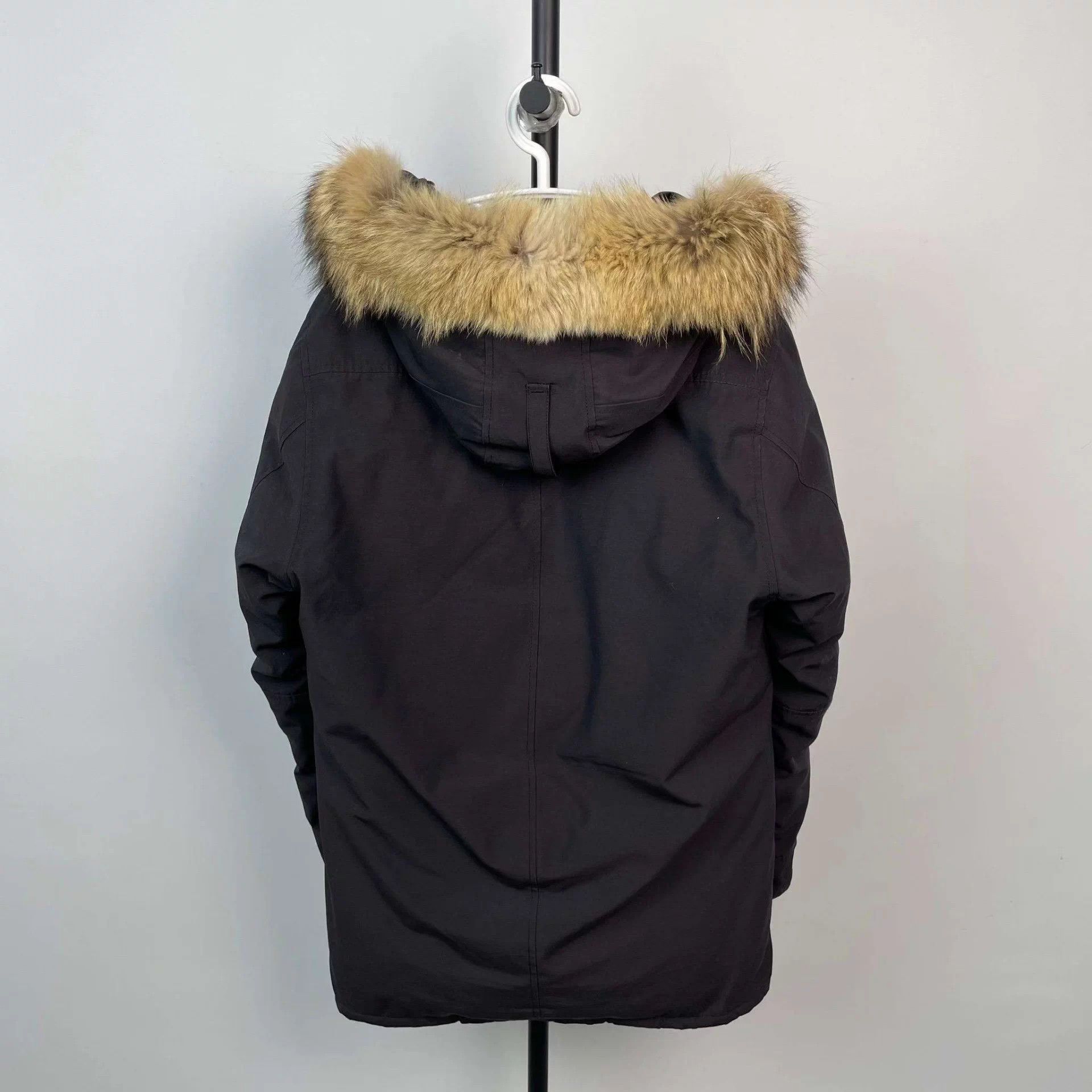 Canada Goose Canada Goose black and blue down jacket L Size US L / EU 52-54 / 3 - 2 Thumbnail