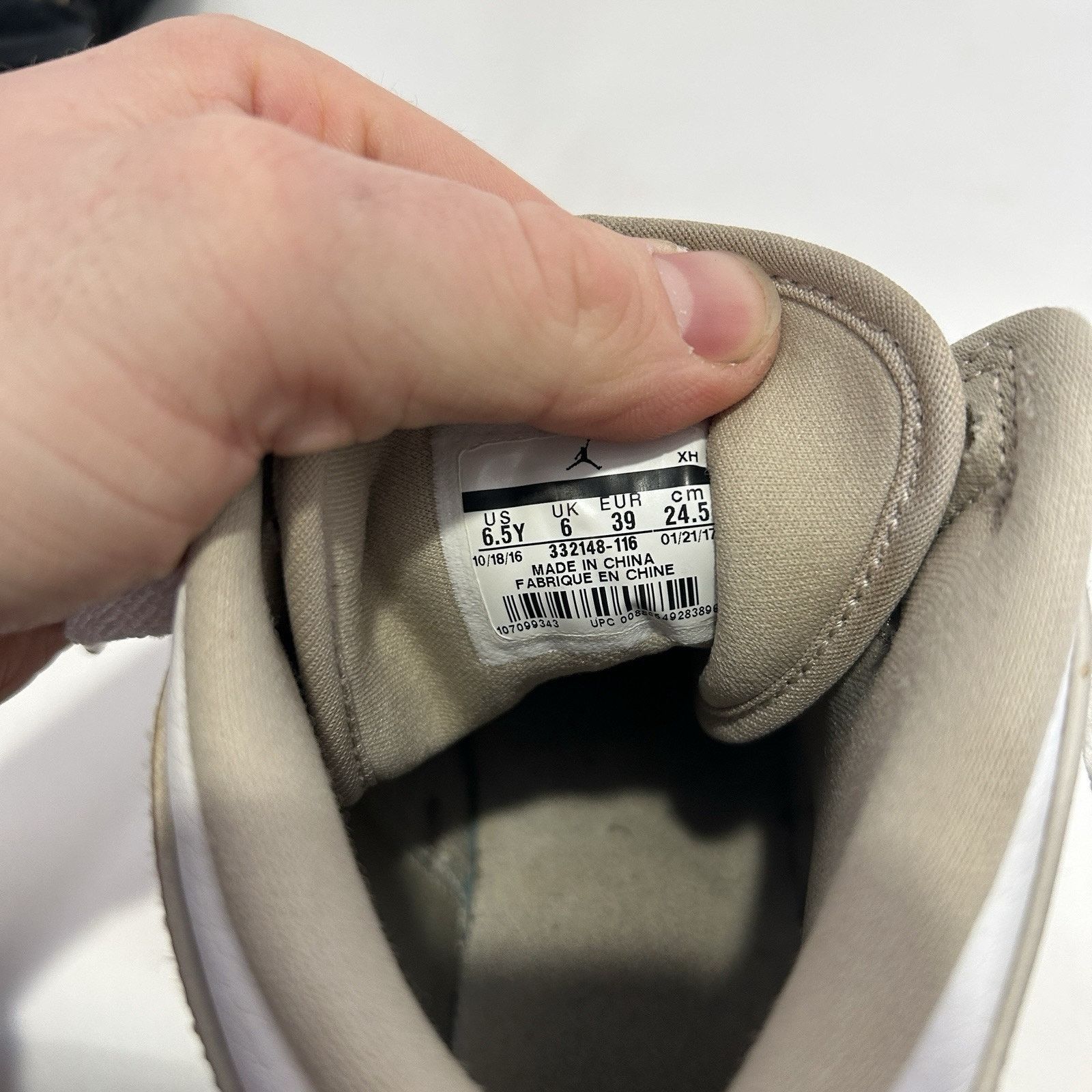 Nike Nike Air Jordan 1 Retro High GS “Linen” Size US 8 / IT 38 - 8 Thumbnail