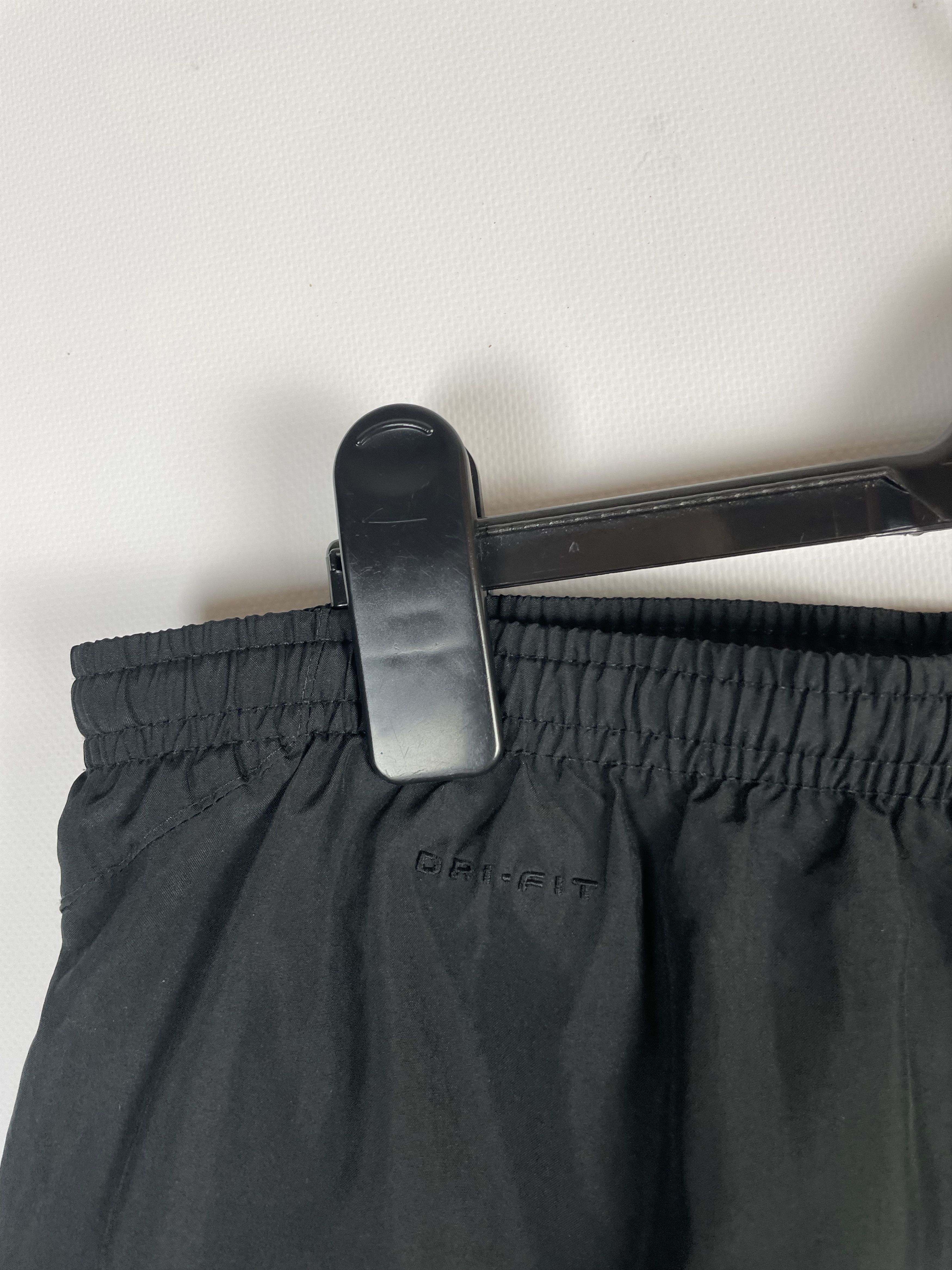 Nike Vintage Nike Shorts Y2k Size US 34 / EU 50 - 6 Thumbnail