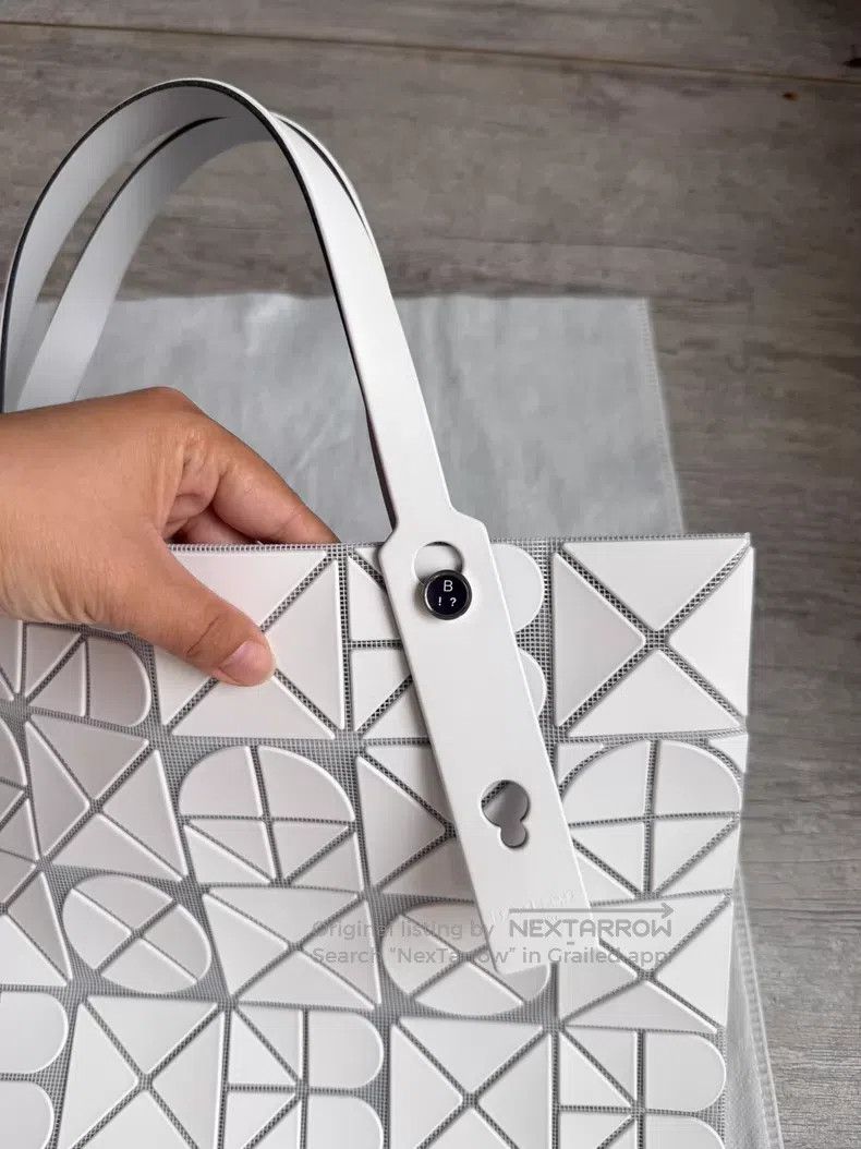 Issey Miyake Issey Miyake White Hollow-out Handbag Size ONE SIZE - 7 Thumbnail