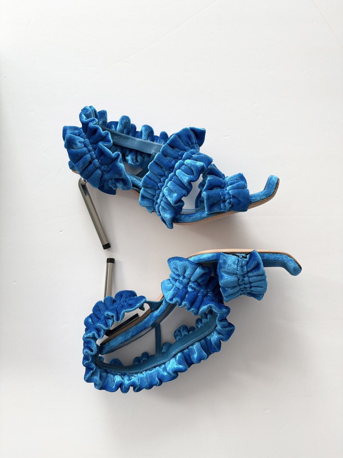 Off-White Off White Allen Curtain velvet ruffle sandals Size US 6 / IT 36 - 9 Thumbnail
