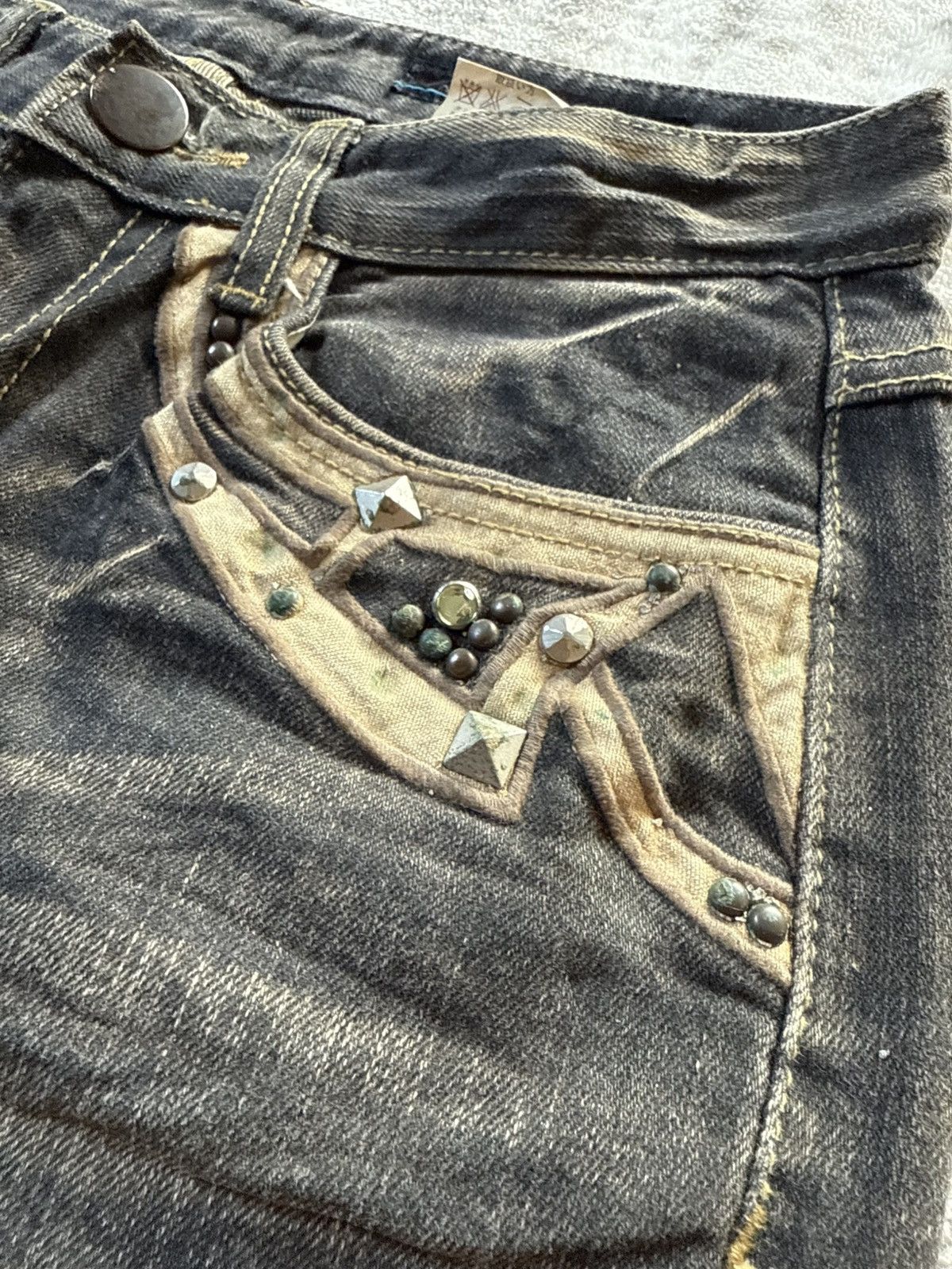 GOSTAR DE FUGA Gostar De Fuga Style Studded Embellished Flared Jeans Size US 27 - 8 Thumbnail