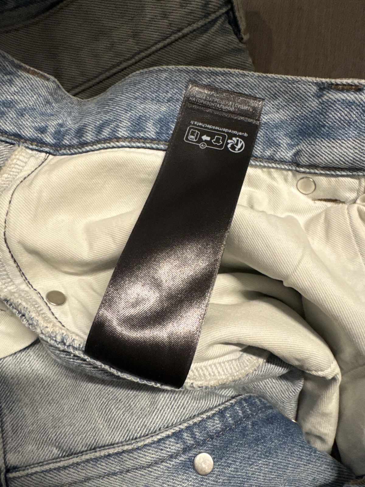 Balenciaga Balenciaga Sticker Baggy Jeans Size US 32 / EU 48 - 5 Thumbnail