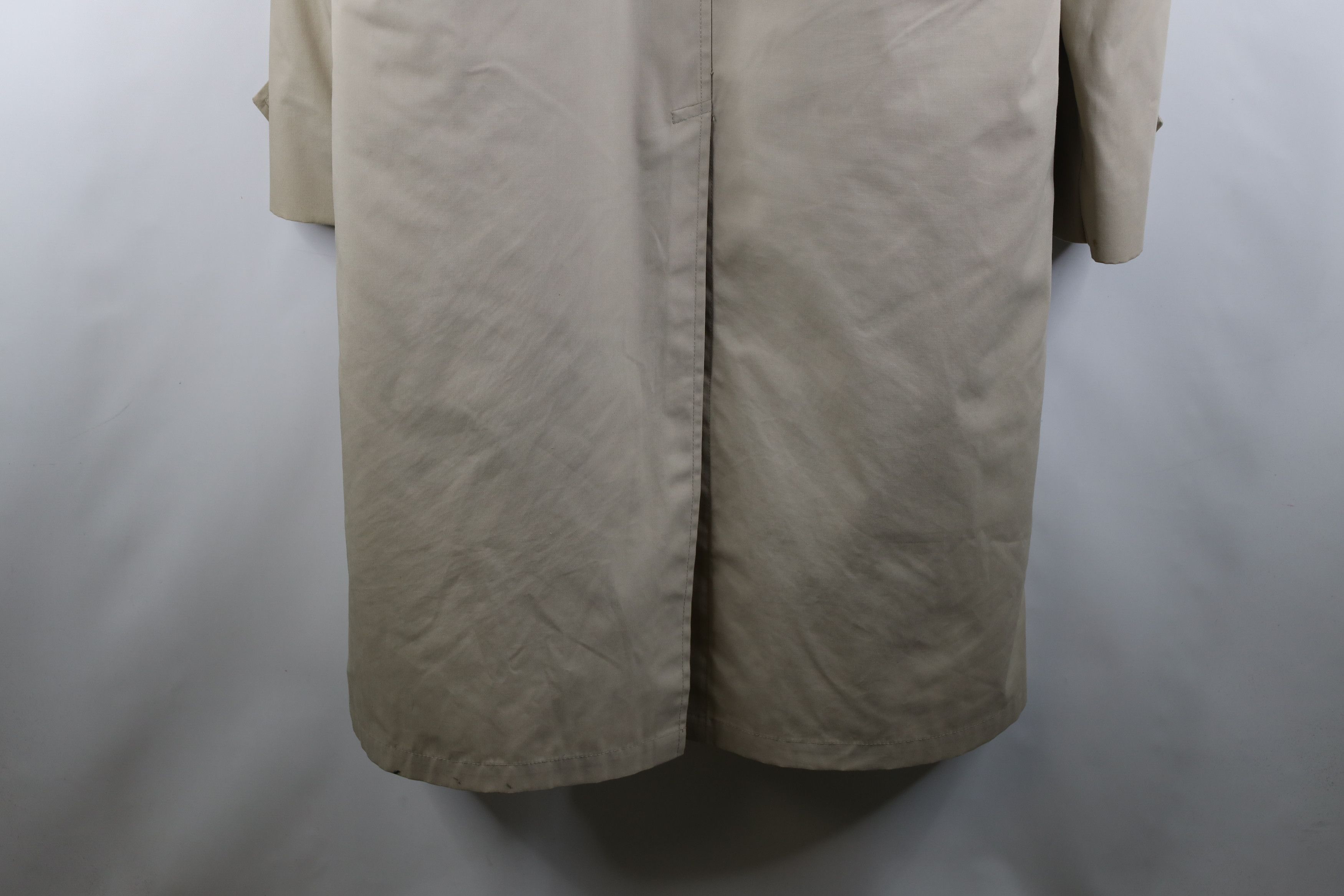 Vintage Vintage 70s Streetwear Button Trench Coat Rain Jacket USA Size US XL / EU 56 / 4 - 15 Thumbnail