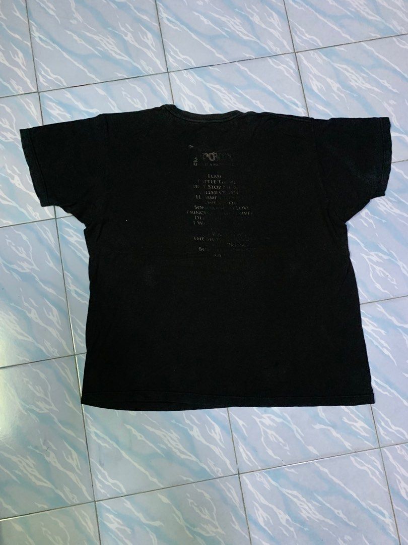 Band Tees Vintage Queen Faces Graphic T-Shirt Black | Faded Band Tee Size US L / EU 52-54 / 3 - 3 Thumbnail