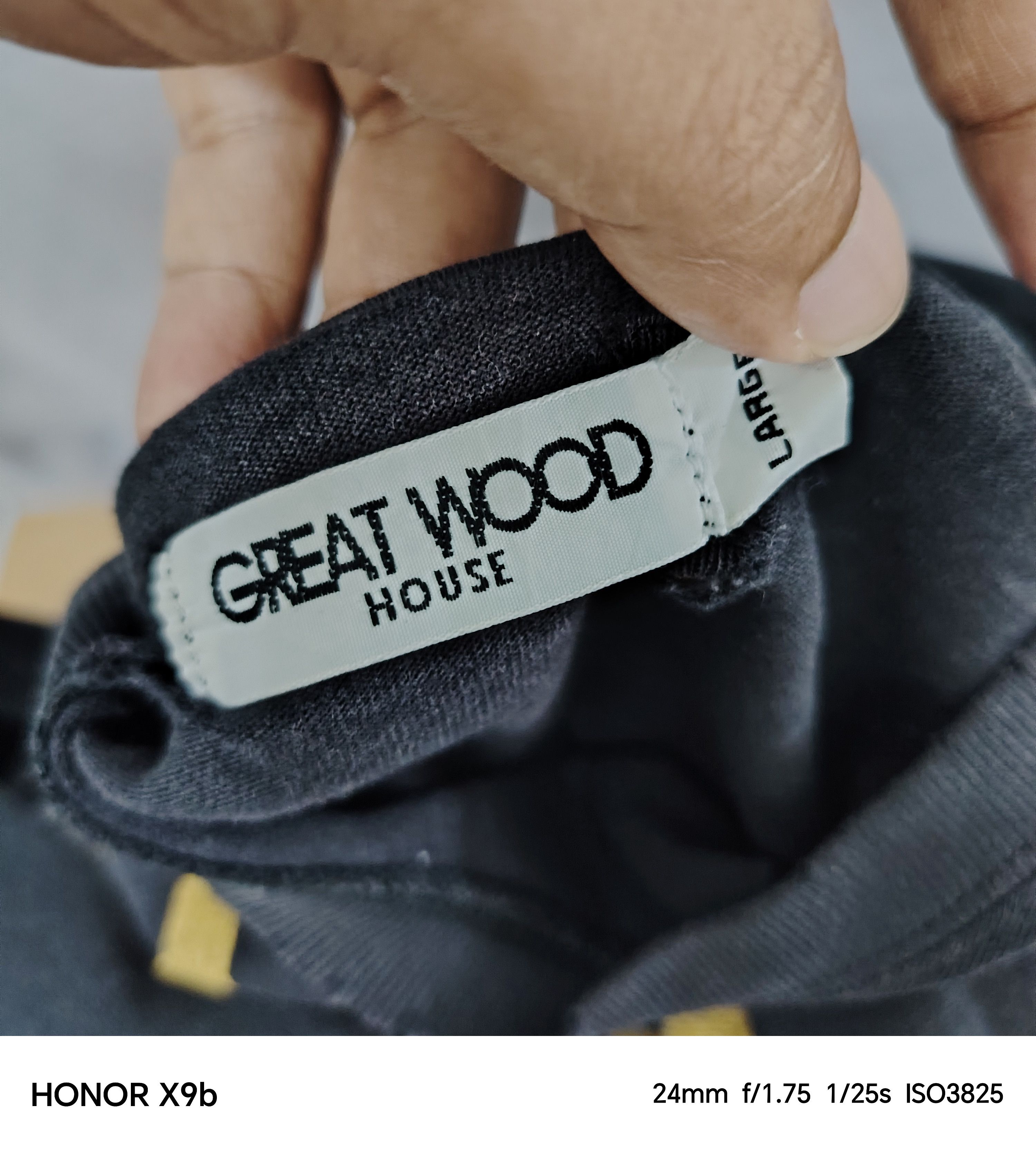 Japanese Brand Vintage Great Wood House Real World Watch Intently Tshirt Size US L / EU 52-54 / 3 - 9 Thumbnail