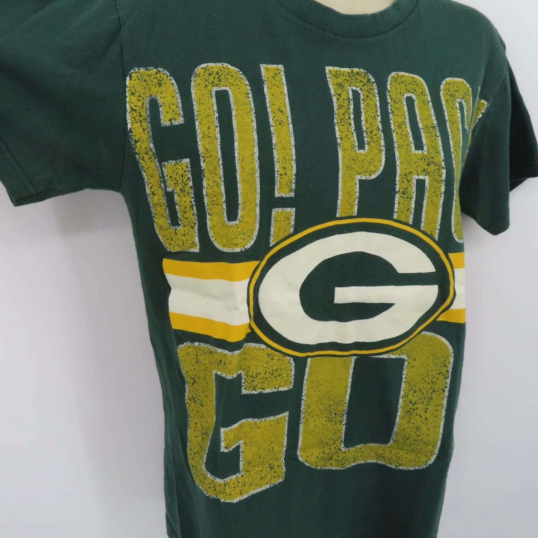 NFL NFL Unisex T-Shirt Shirt Go Pack Go Crew Neck Tee Green Bay Packers Small S (Adult) Womens?? Size S / US 4 / IT 40 - 3 Thumbnail