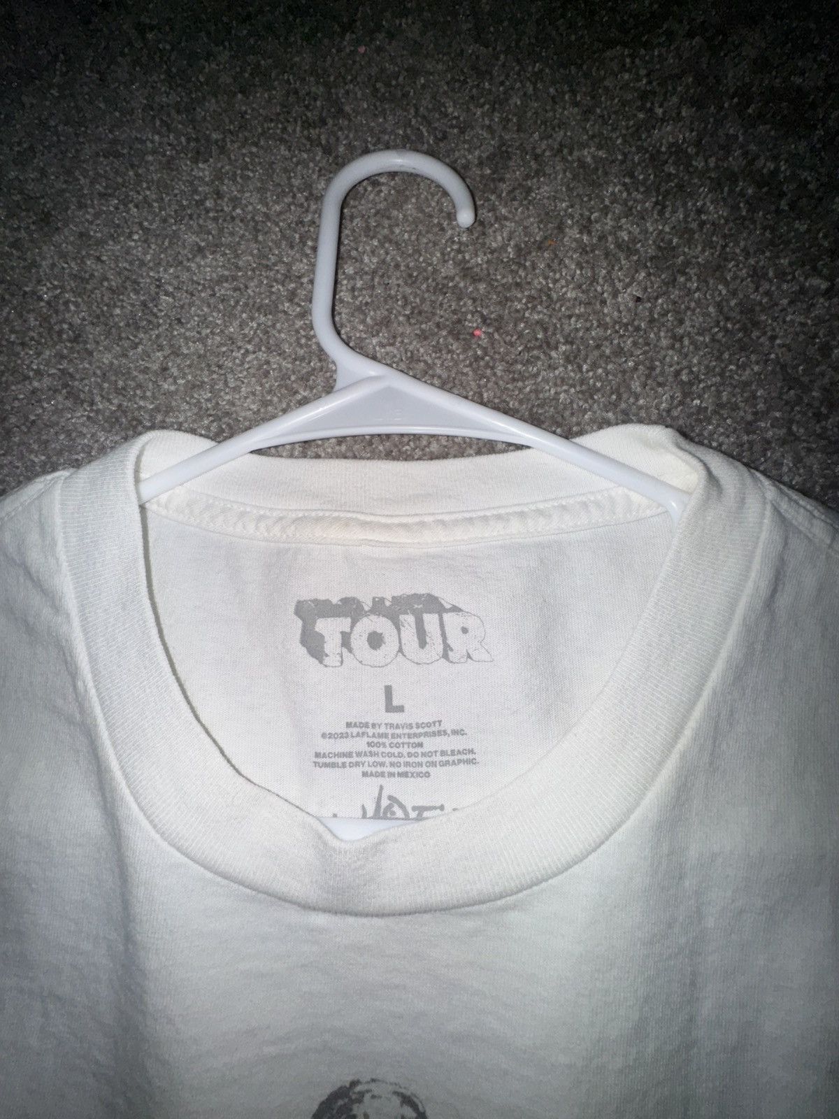 Travis Scott Travis Scott Utopia Tour Tee Size US L / EU 52-54 / 3 - 4 Thumbnail