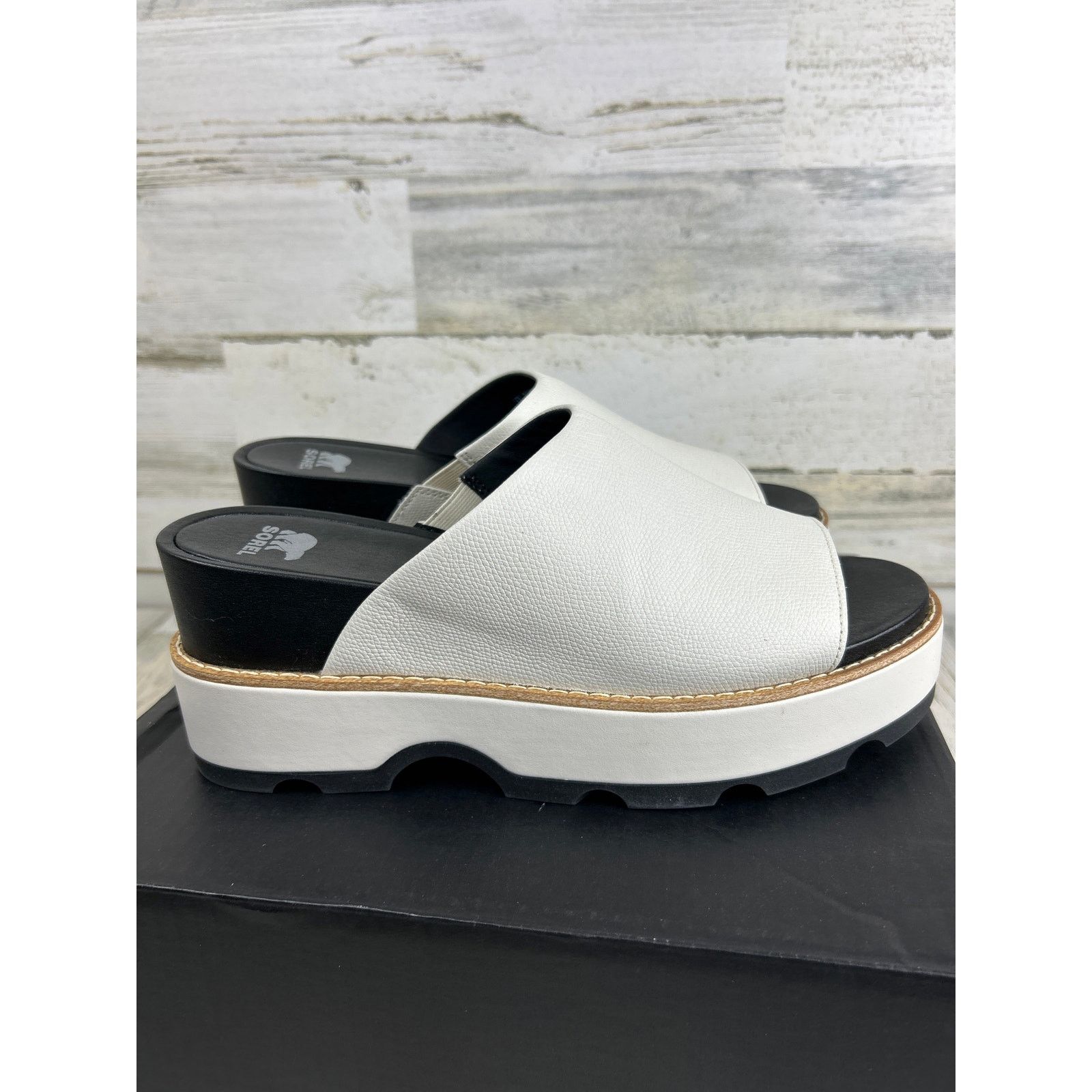 SOREL Sorel Joanie iv leather slide wedge cream womens 11 sandal Size US 11 / IT 41 - 4 Thumbnail