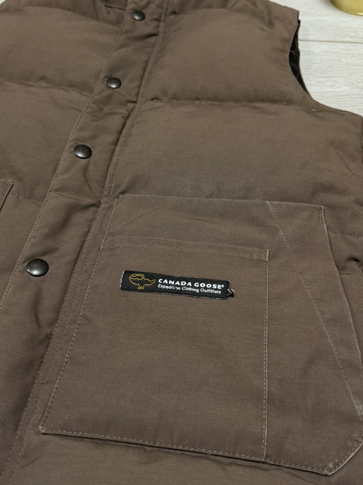Canada Goose Canada Goose down puffer vintage vest zip Size US S / EU 44-46 / 1 - 4 Thumbnail