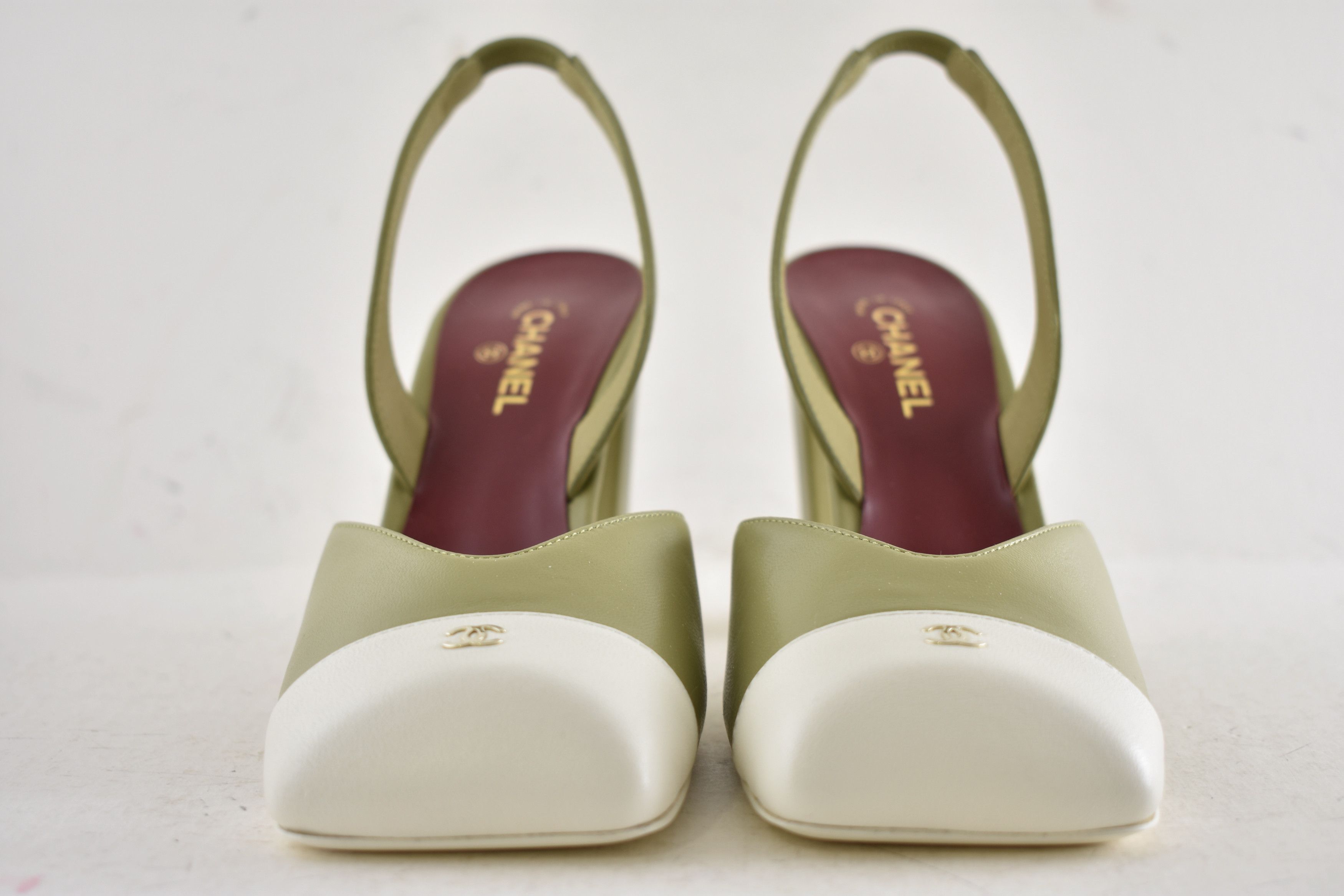 Chanel 26S Blazy Khaki Ivory Square Slingback Block Heel Pump 36.5 Size US 6.5 / IT 36.5 - 9 Thumbnail