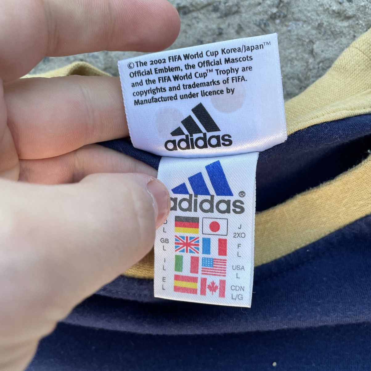 Adidas Vintage Adidas T-shirts FIFA World Cup Korea/ Japan 90s Y2K Size US L / EU 52-54 / 3 - 8 Thumbnail