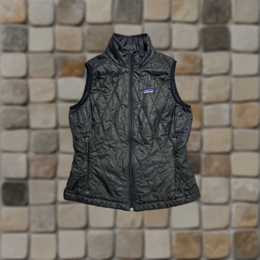 Patagonia Patagonia Nano Puff Vest Womens XS Black Primaloft Insulated Full Zip Vest, Quilted, Outdoor, Casual, Travel, Regular Fit Womens XS Black Size XS / US 0-2 / IT 36-38 - 1 Thumbnail