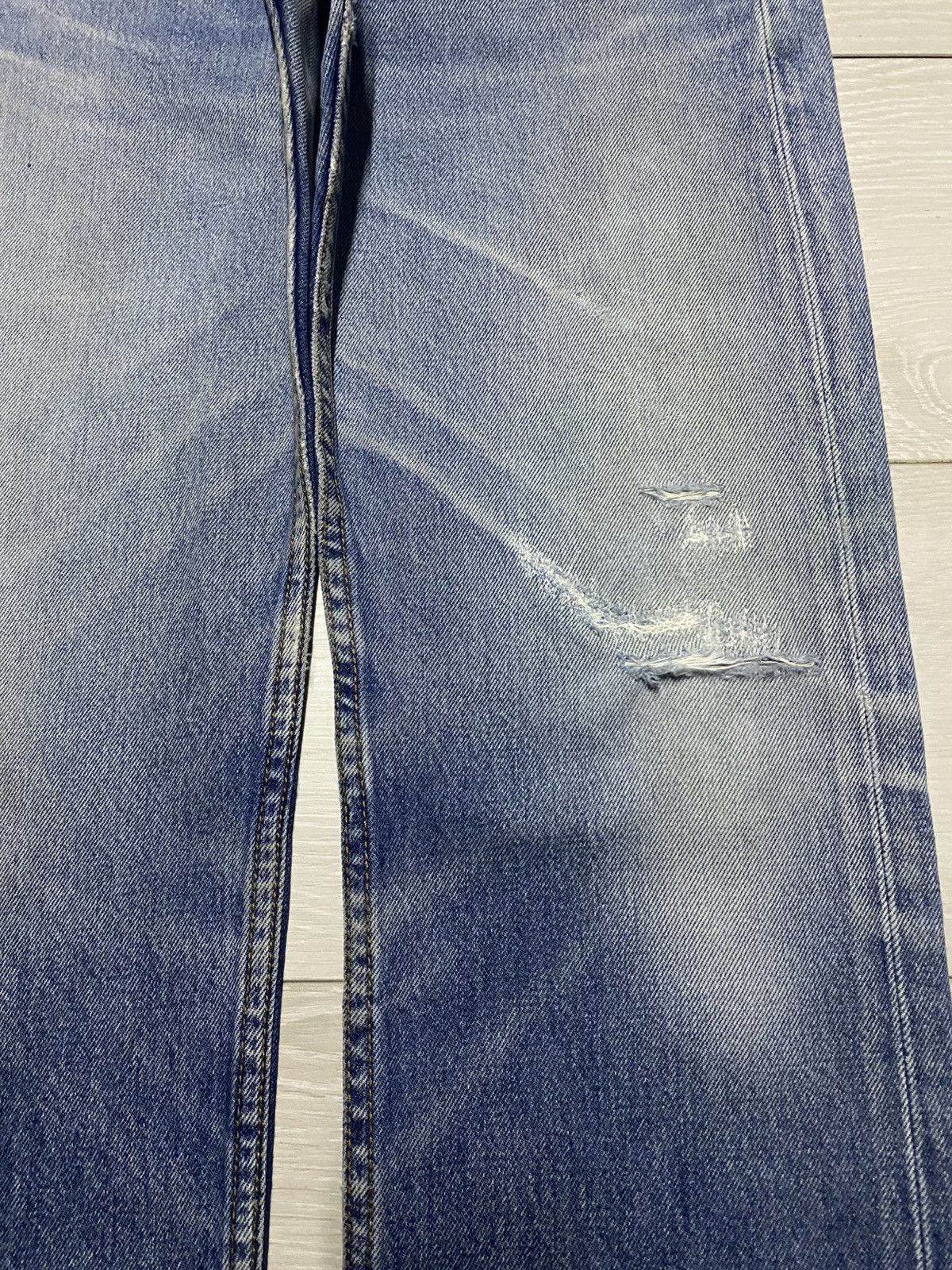 Levi's Vintage Levis 501 Faded Wash ButtonFly Distressed Jeans Size US 31 - 8 Thumbnail