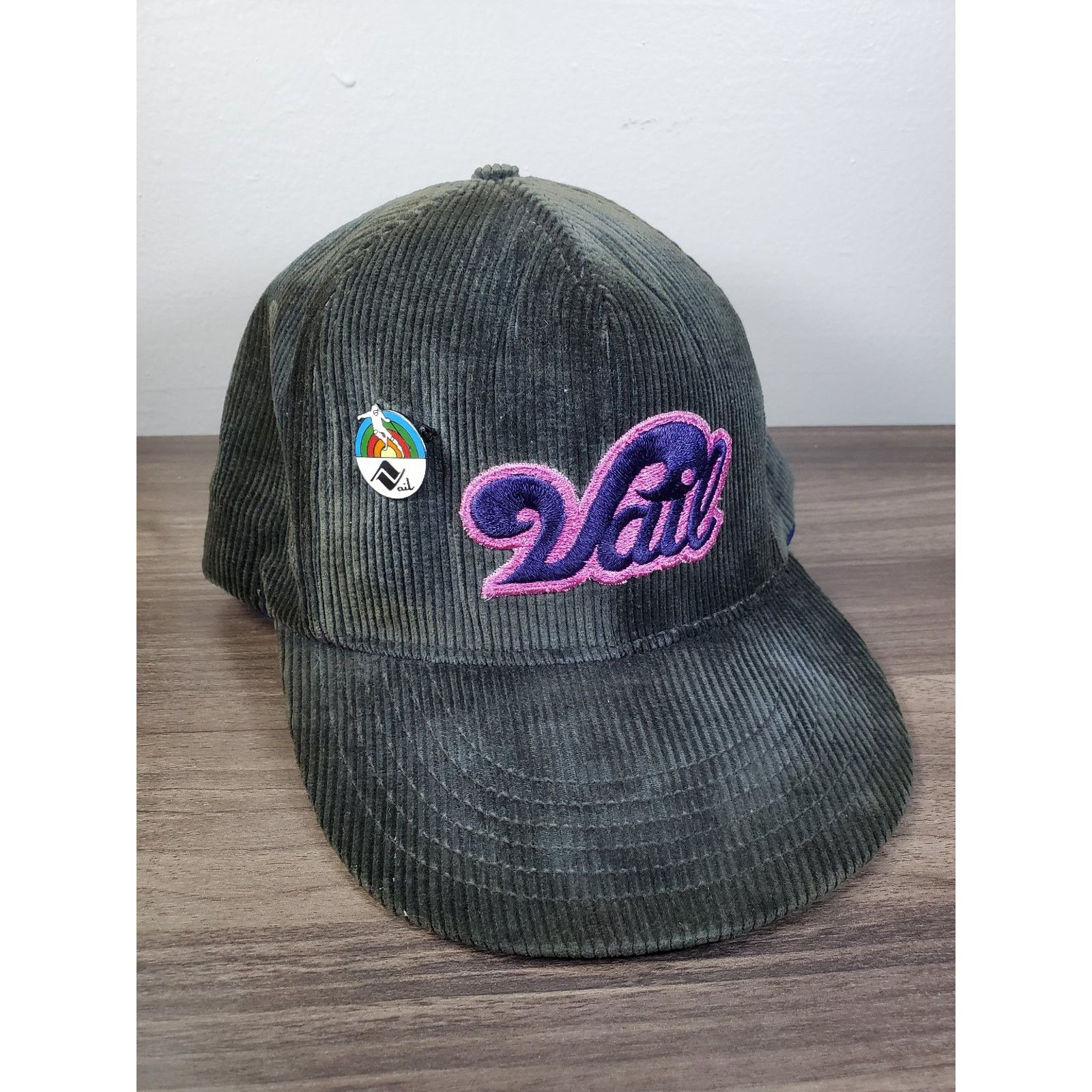 Vintage Vail Corduroy Snapback Cap Hat Faded Black w/ Pin Ski Snow Size ONE SIZE - 9 Thumbnail