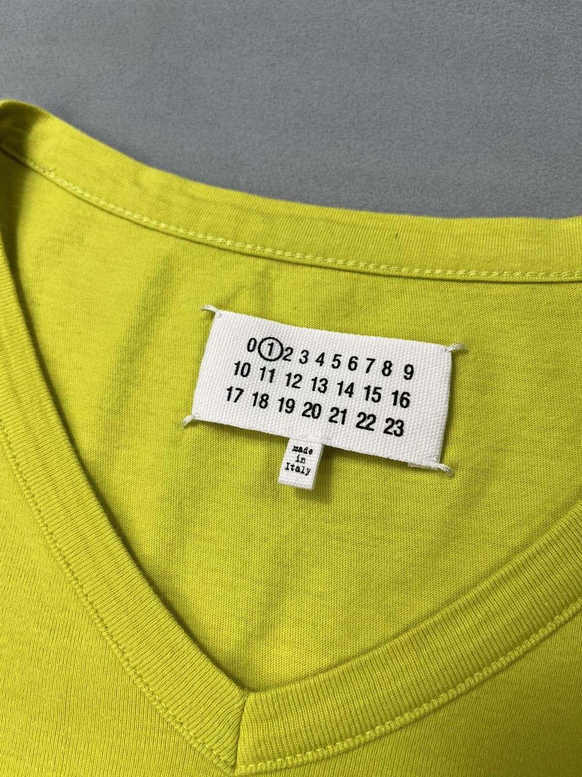 Maison Margiela Maison Margiela Line 1 FW2015 Layered Seam V-Neck T-Shirt a Size S / US 4 / IT 40 - 8 Thumbnail