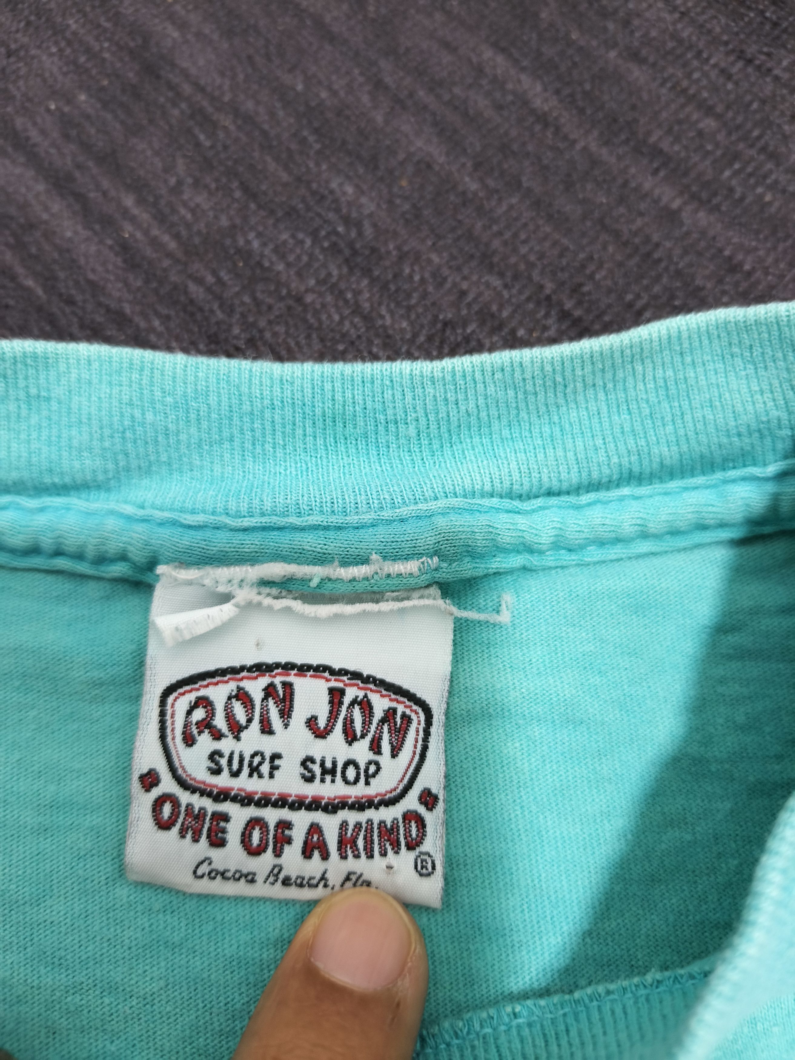 Ron Jon Surf Shop Vintage 90s Ron Jon T-Shirt – Ocean Diver Dolphin Graphic Size US L / EU 52-54 / 3 - 8 Thumbnail