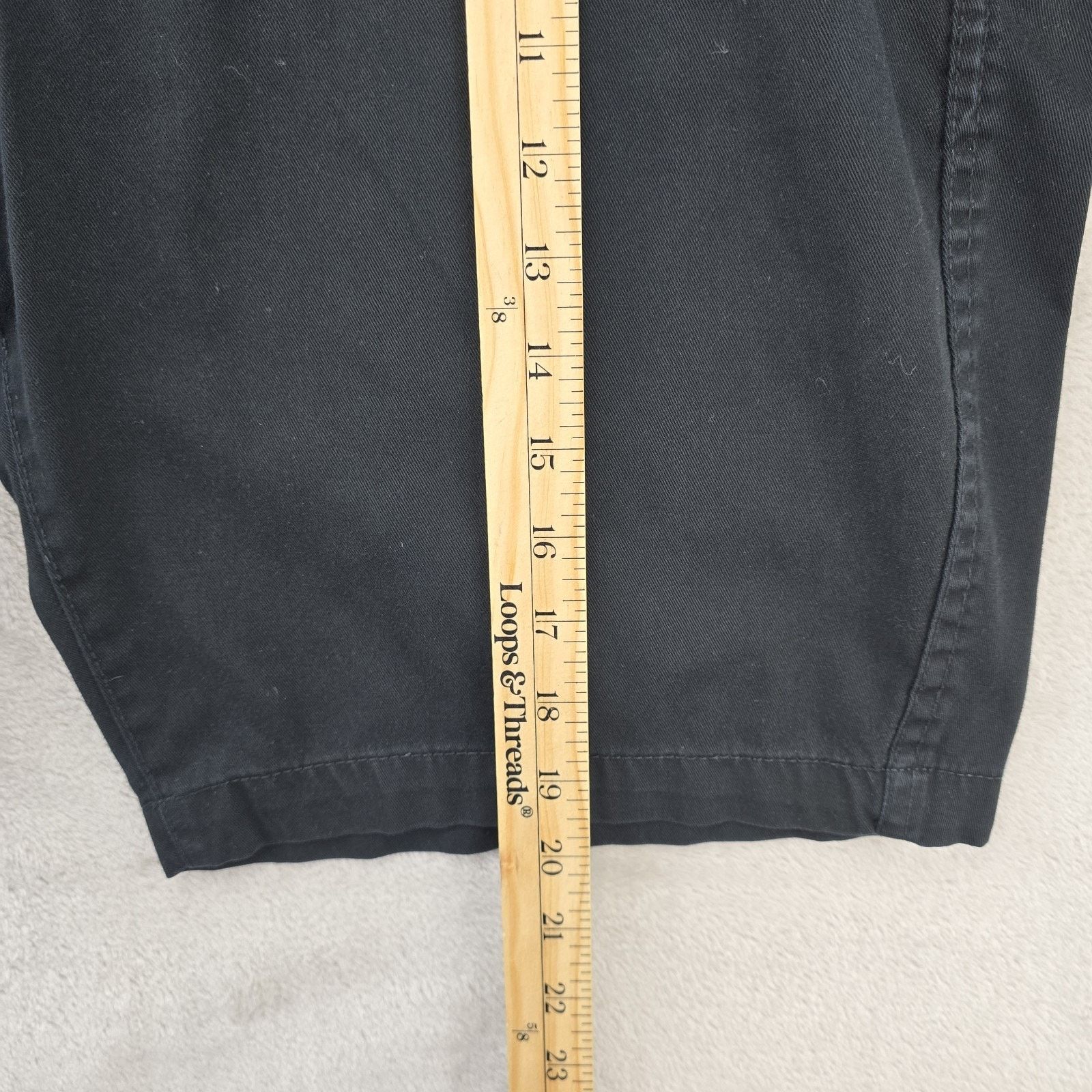 Quiksilver Quiksilver Shorts Mens 33 Chino Skate Surf Y2K 9" Inseam Size US 33 - 13 Thumbnail