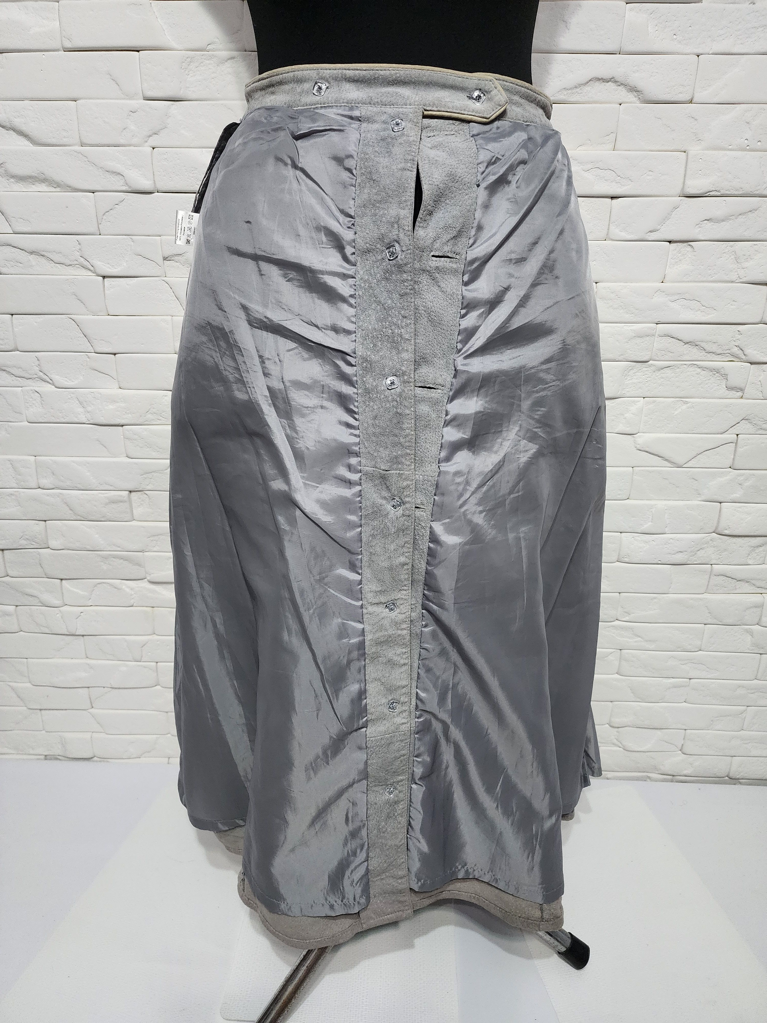 Other Maxi gray skirt made of genuine leather with buttons. Size 30" / US 8 / IT 44 - 8 Thumbnail