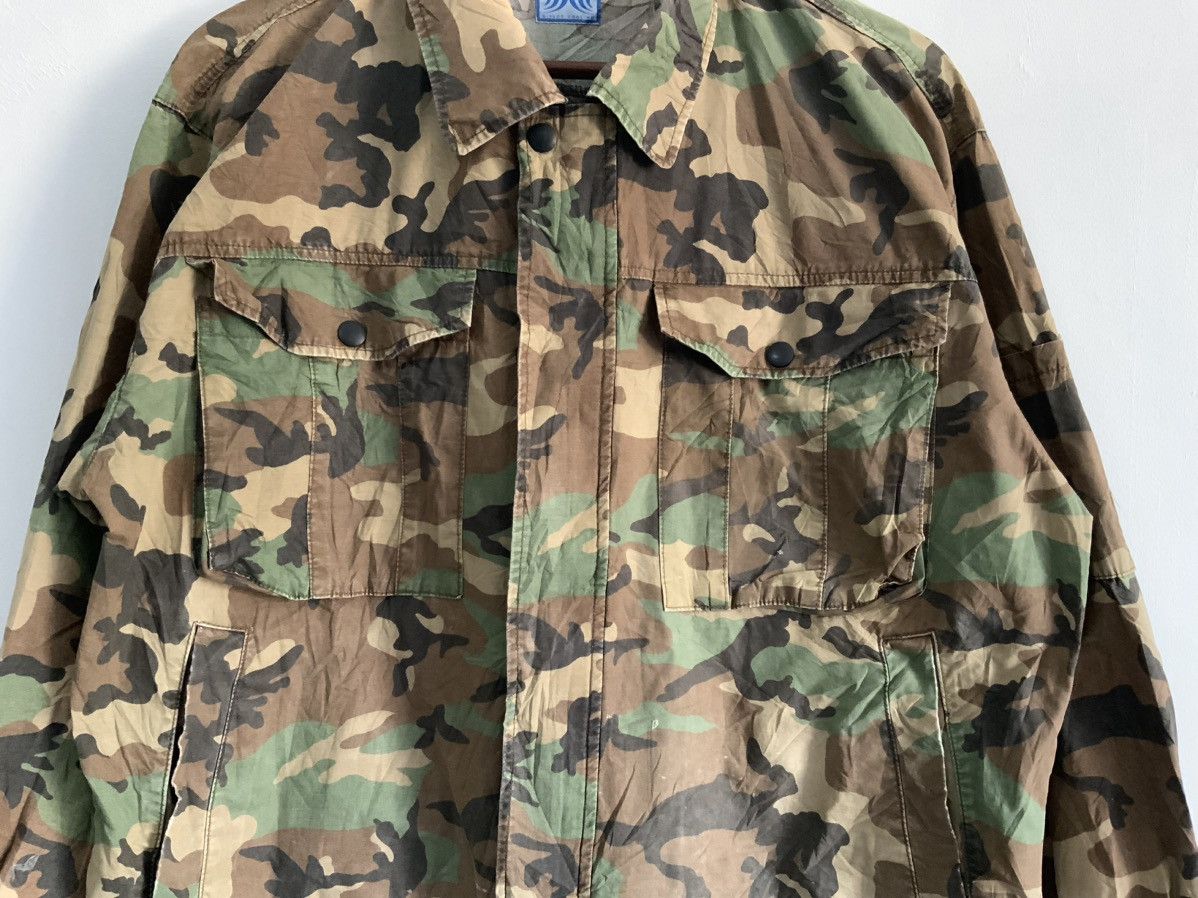 Japanese Brand Camouflage Woodland Tactical Bondage Military Jacket Size US L / EU 52-54 / 3 - 4 Thumbnail