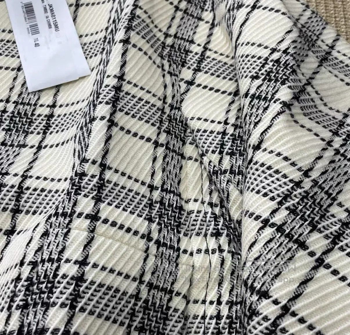 Marni White Plaid Hooded Jacket Size L. Size US L / EU 52-54 / 3 - 6 Thumbnail