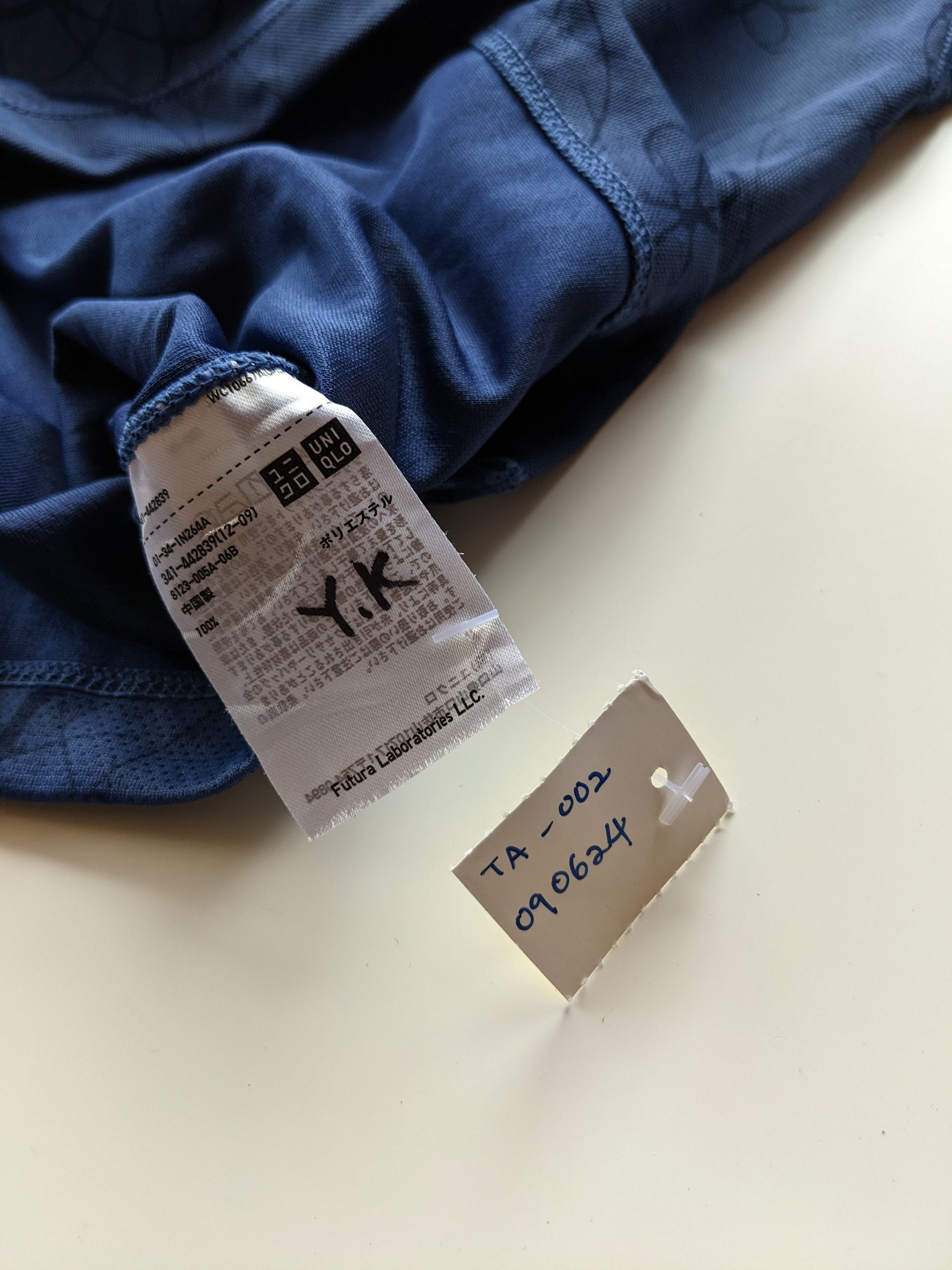 Futura × Uniqlo Futura x Uniqlo tee Size US S / EU 44-46 / 1 - 5 Thumbnail