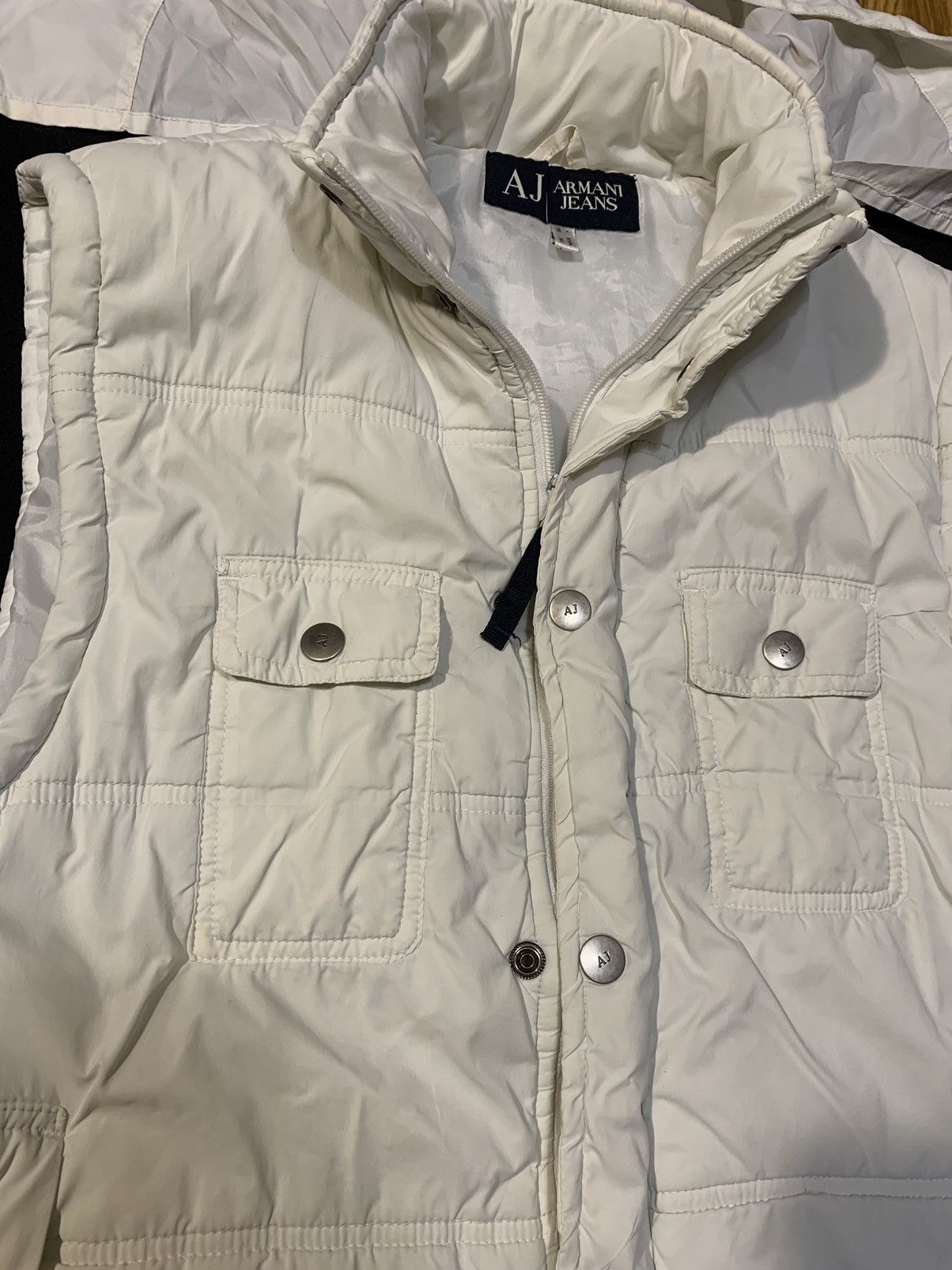 Armani × Giorgio Armani Vintage Armani Jeans Vest Big Back Logo Size L White Size US L / EU 52-54 / 3 - 6 Thumbnail