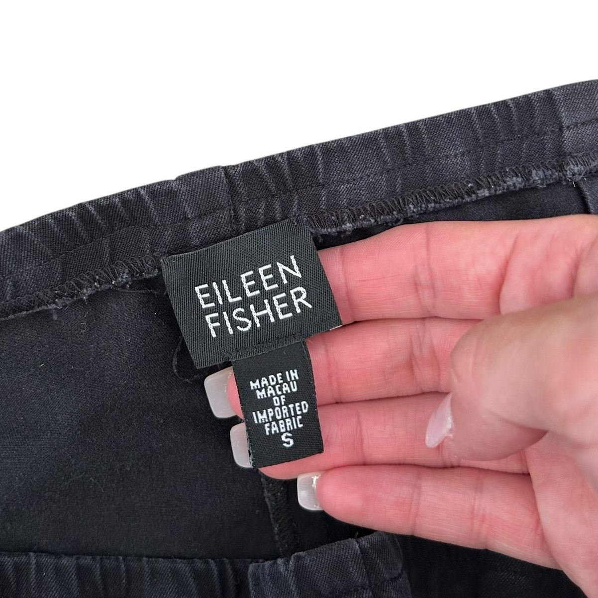 Eileen Fisher EIleen Fisher Black Straight Leg Pants Sz S Size 27" / US 4 / IT 40 - 2 Thumbnail