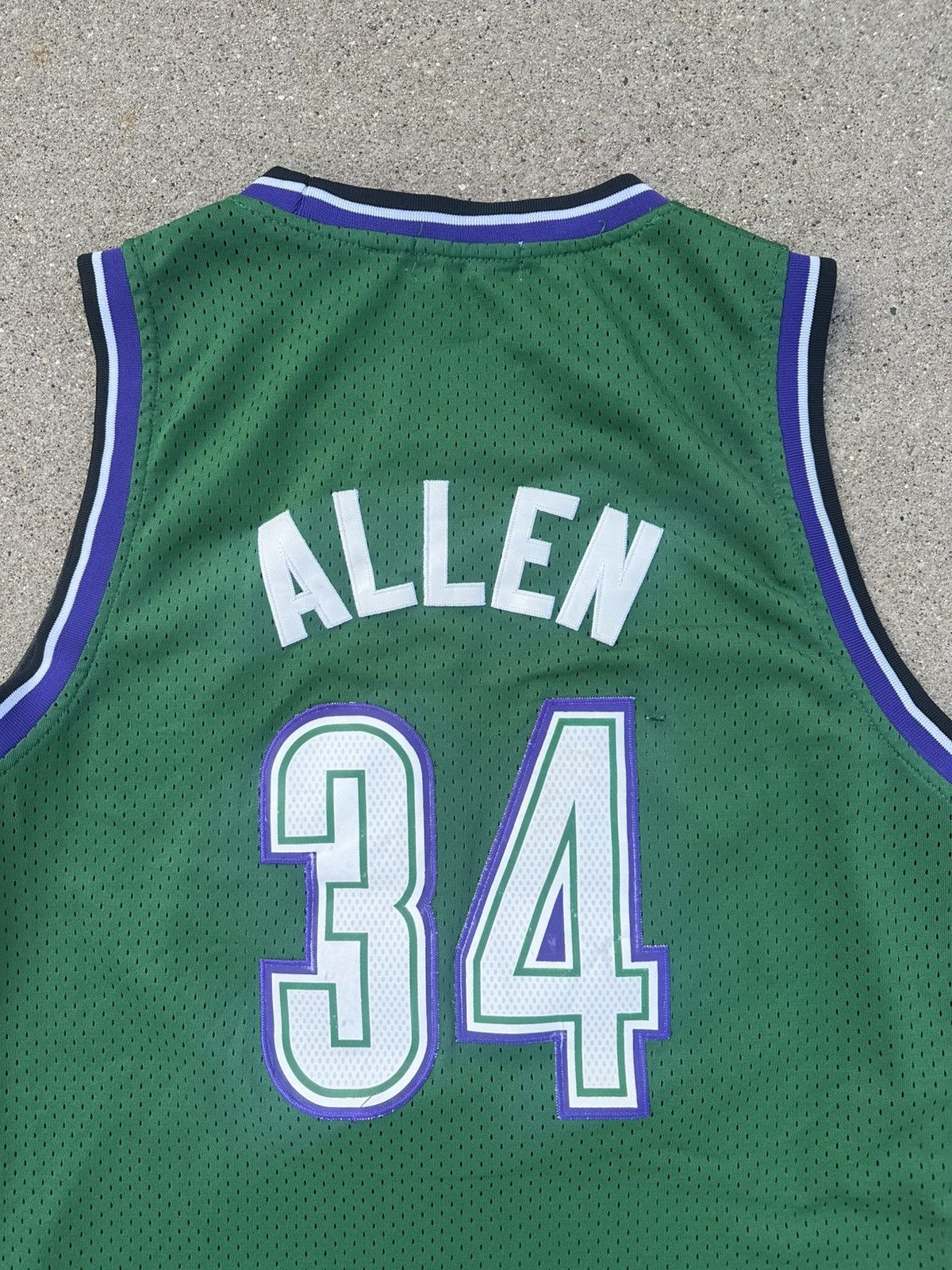 Mitchell & Ness 96/97 Mitchell & Ness Bucks Hardwood Classics Jersey Size US M / EU 48-50 / 2 - 9 Thumbnail