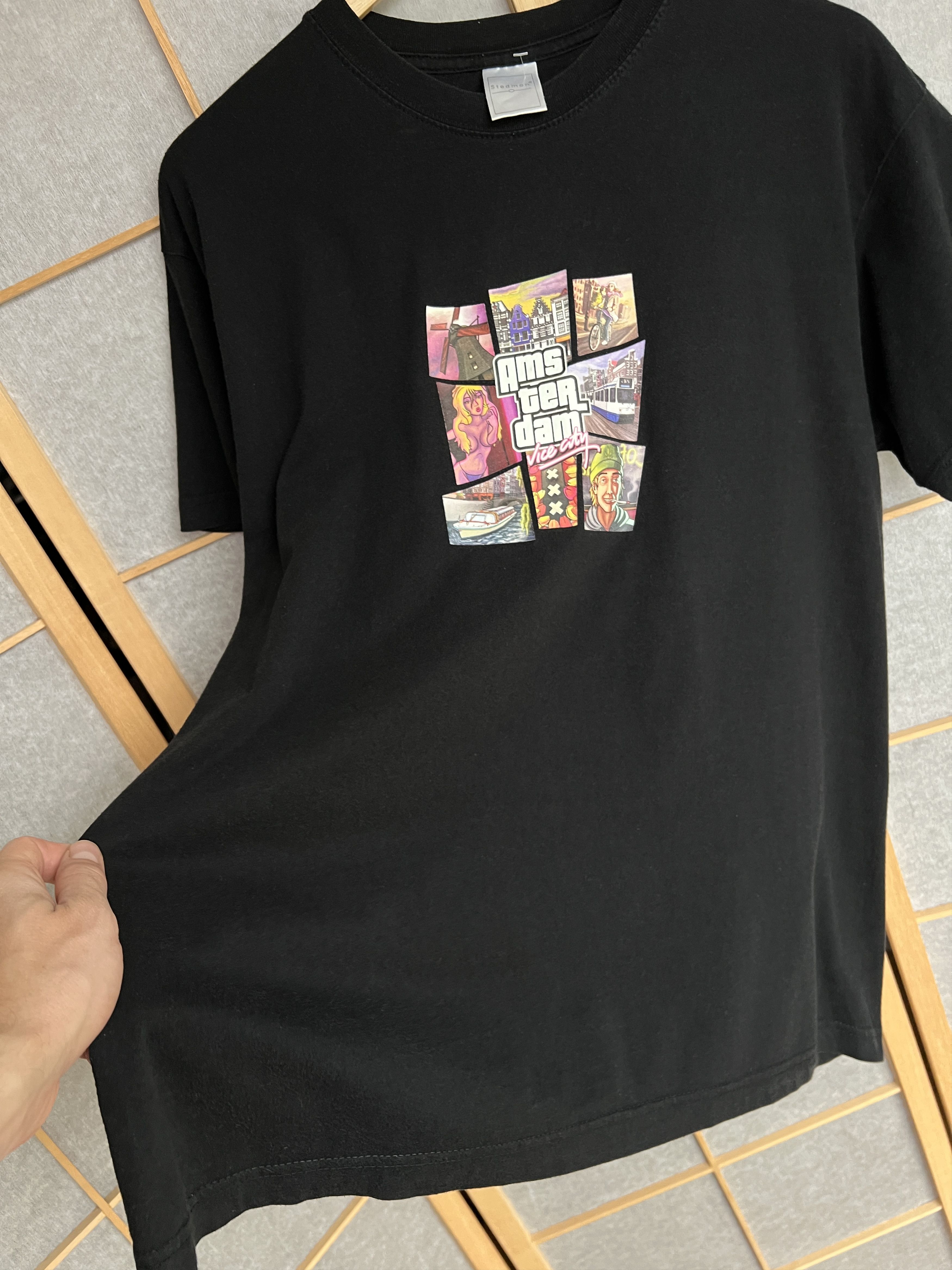 Vintage GTA Amsterdam Vice City vintage t shirt printed 420 y2k weed Size US L / EU 52-54 / 3 - 10 Thumbnail