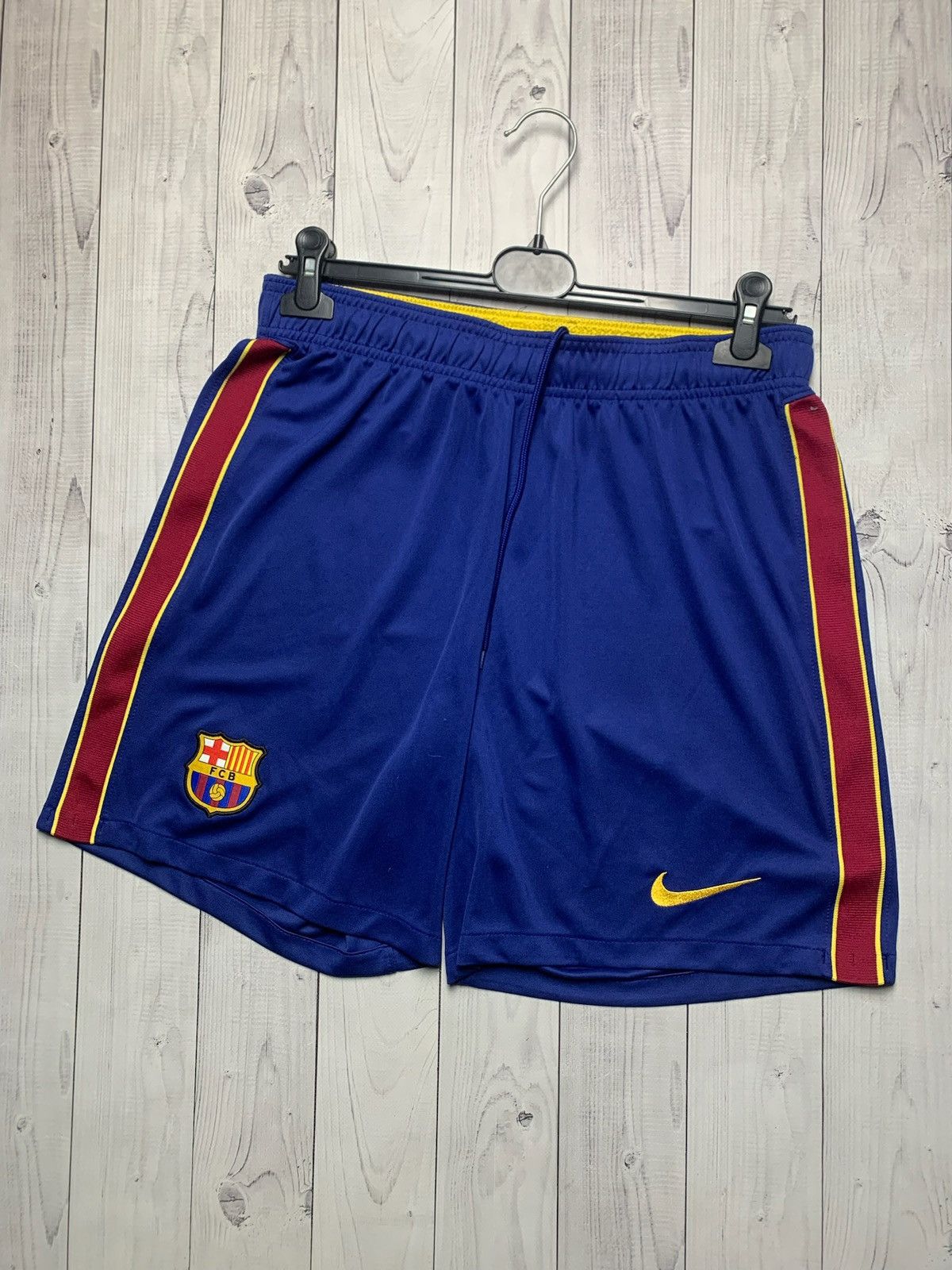 Nike × Vintage Vintage Barcelona soccer shorts size L logo Size US 34 / EU 50 - 3 Thumbnail