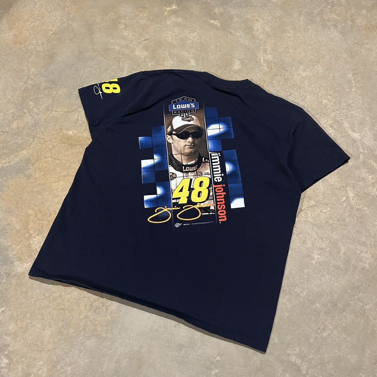 NASCAR × Vintage Crazy Vintage Y2K Nascar Jimmie Johnson Lowe’s Racing Tee Size US L / EU 52-54 / 3 - 2 Thumbnail
