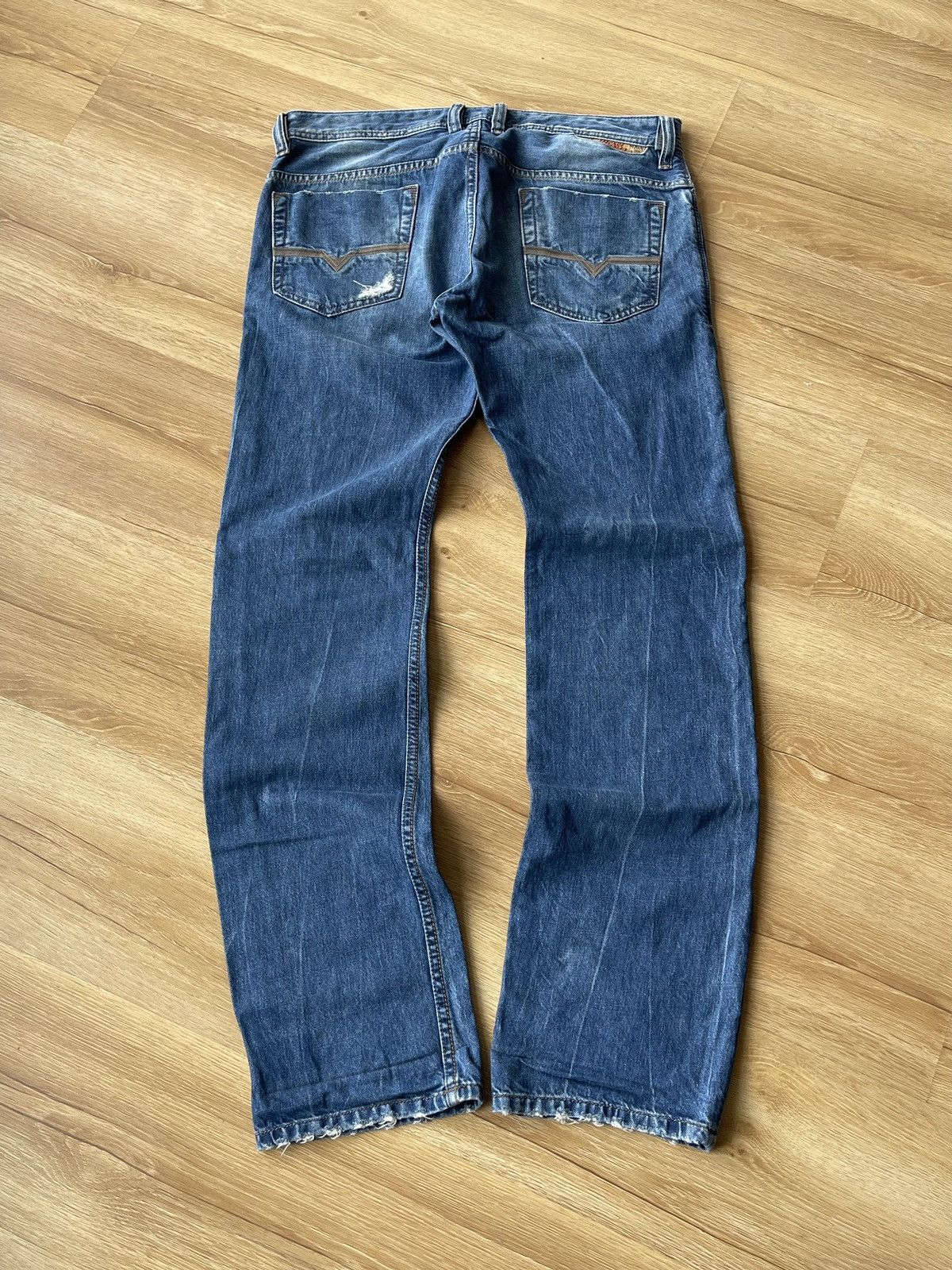 Diesel 90s Diesel Distressed Denim Jeans Y2K Grunge Straight Fit Size US 34 / EU 50 - 5 Thumbnail