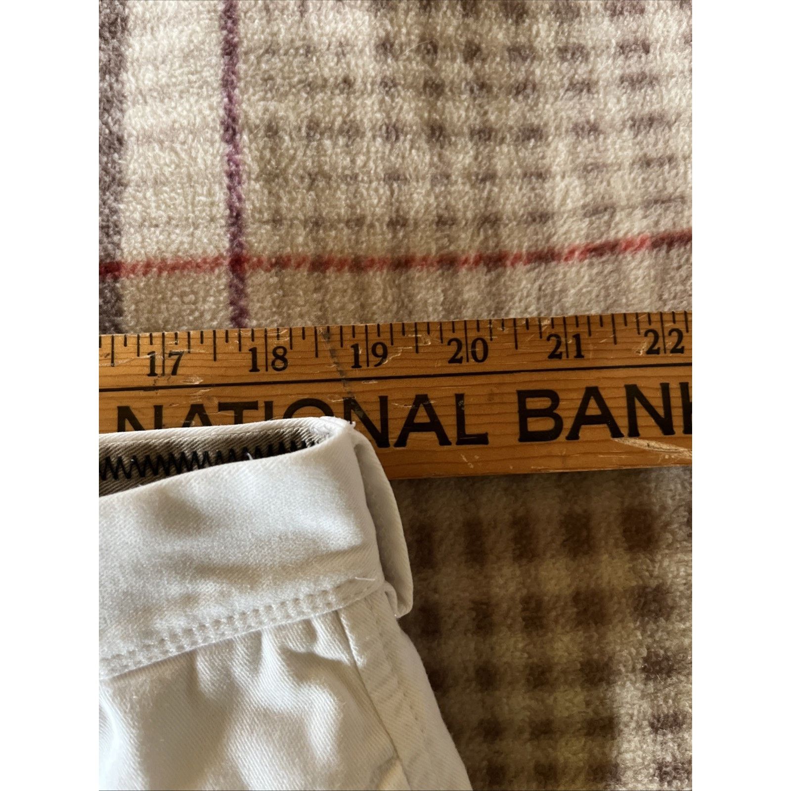 Roundtree & Yorke Roundtree Yorke Shorts Men 38 Chino ivory Cotton Flat Front Size US 38 / EU 54 - 4 Thumbnail