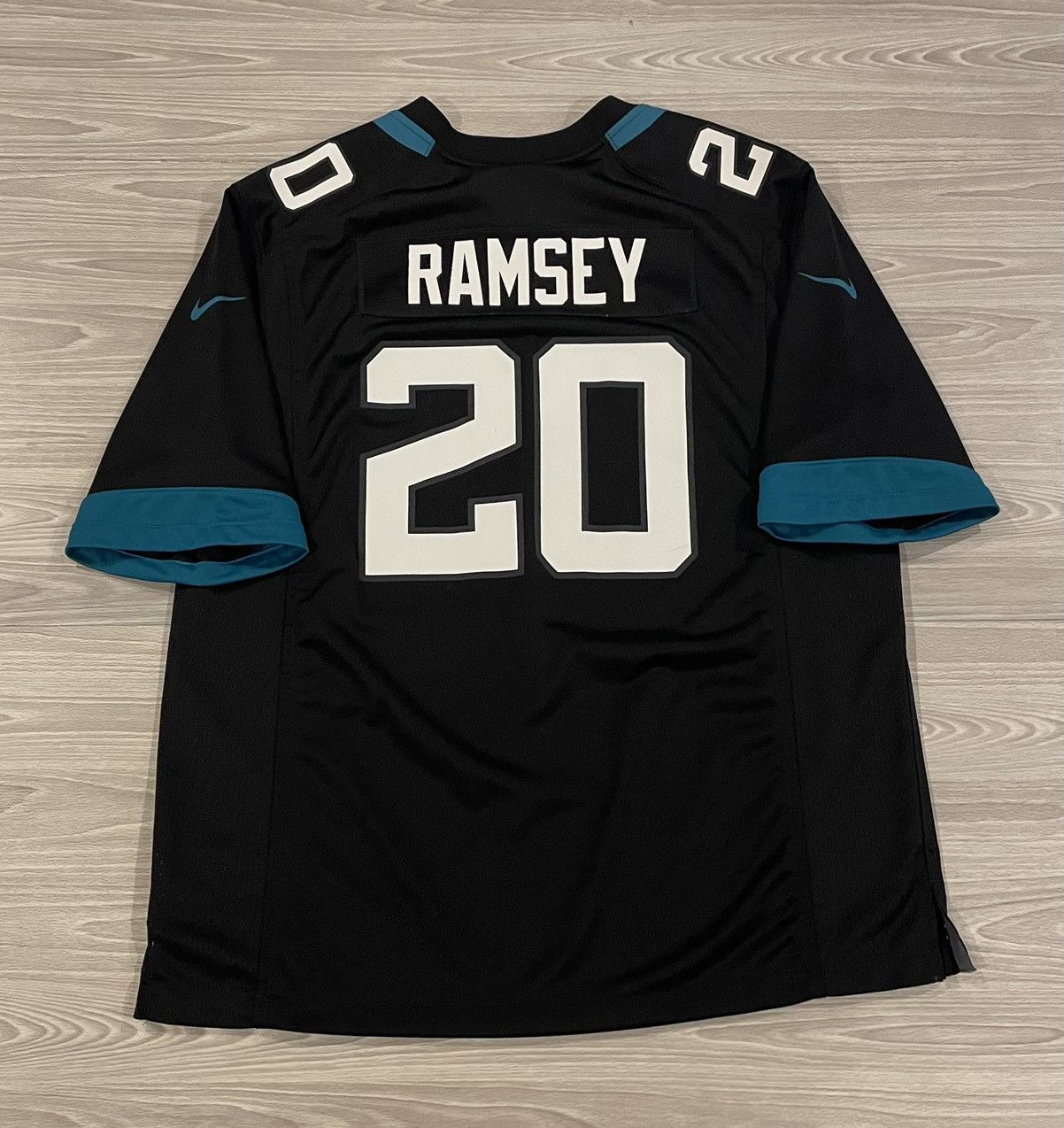 Nike Nike Jacksonville Jaguars Jalen Ramsey #20 Jersey Men’s XL Size US XL / EU 56 / 4 - 6 Thumbnail