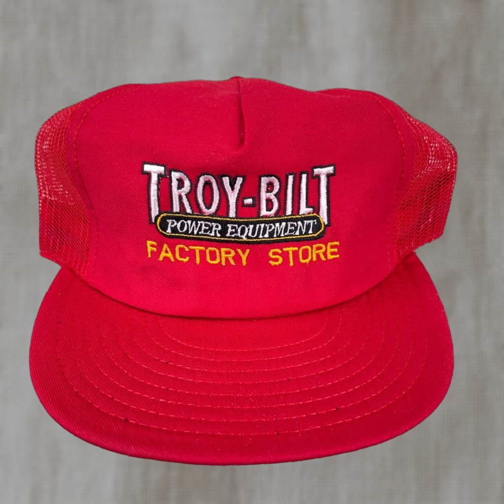 Vintage VINTAGE Louisville MFG Trucker Hat Cap - Red Cotton Twill Adjustable - 80s Retro American Style Mens Hat Size ONE SIZE - 1 Thumbnail