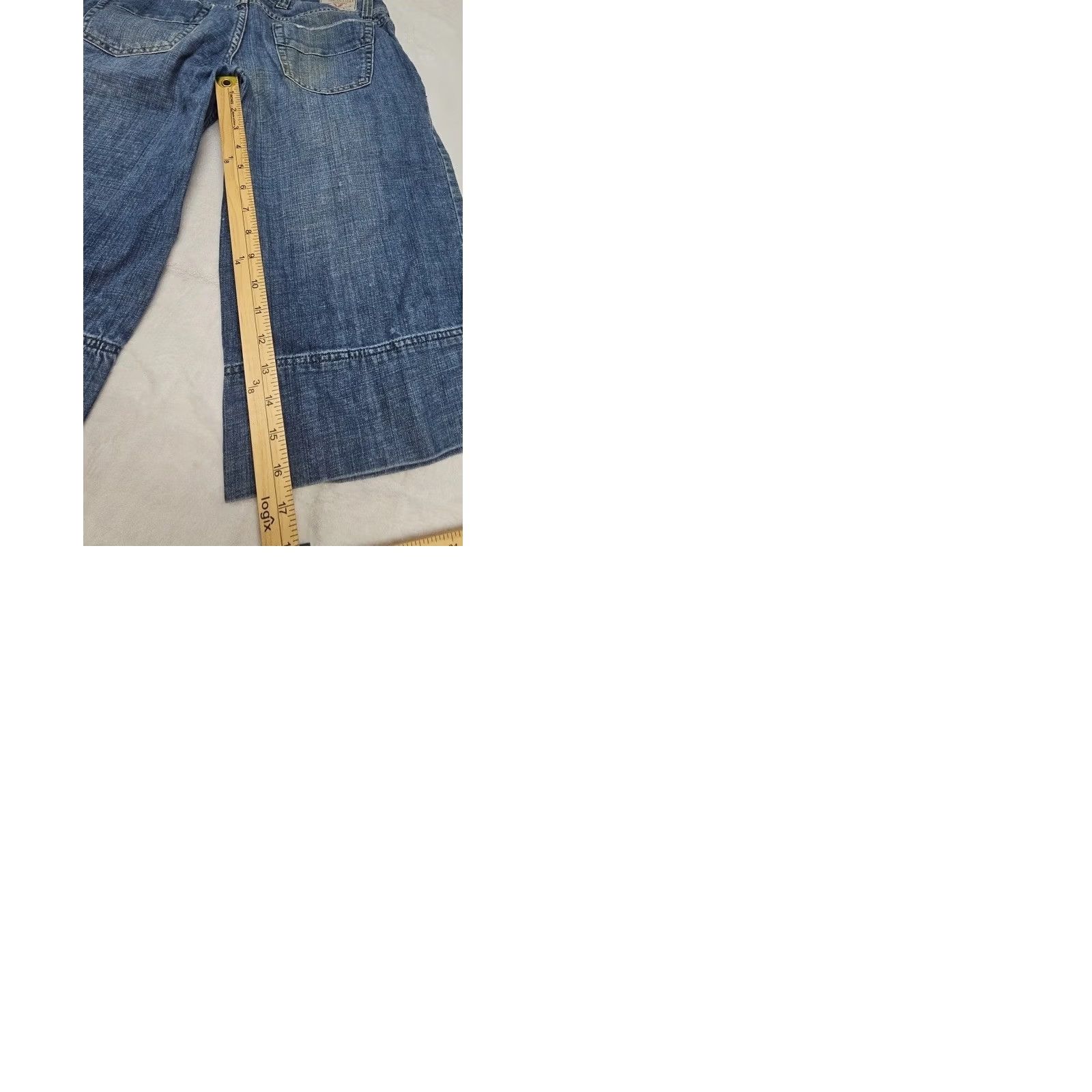 American Eagle Outfitters AE Y2K Light Wash Wide Leg Bermuda Shorts Size 6 Blue Denim Cotton Blend Flat Front Zip Inseam 16 Womens AAEO Size 28" / US 6 / IT 42 - 9 Thumbnail