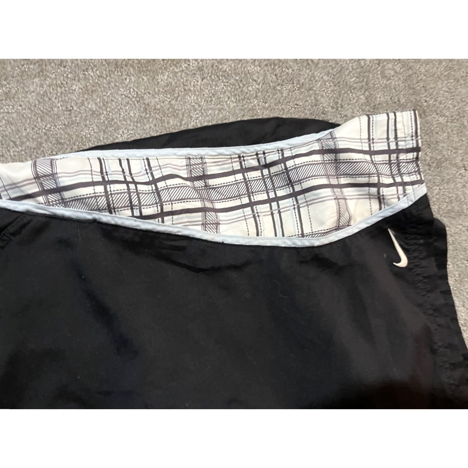 Nike Nike Black Swimming Trunks Shorts Mens XL Shorts Trunks Black Nike Swim Bottoms Adult XL Size US 36 / EU 52 - 3 Thumbnail